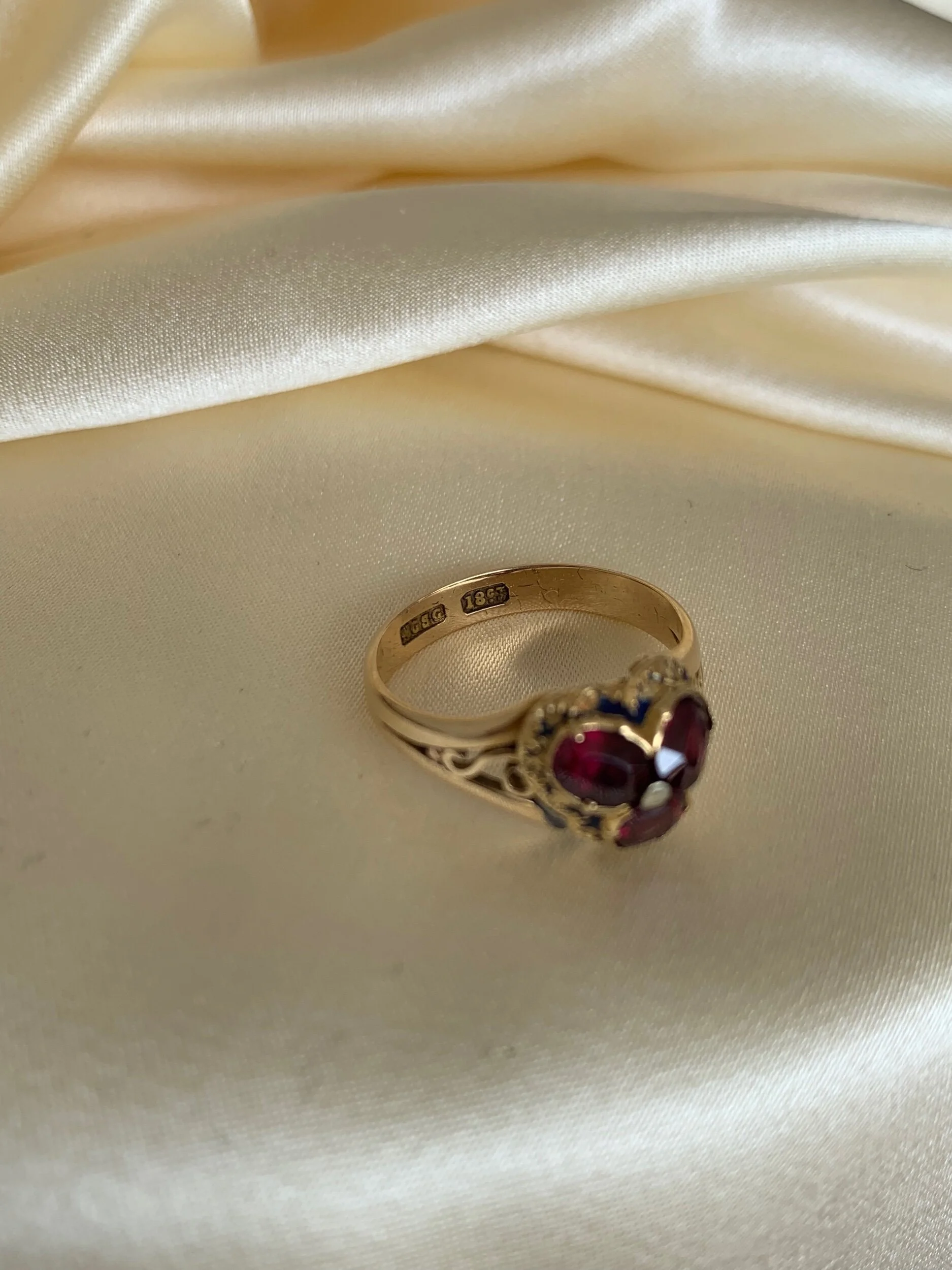 126F0D43-7478-4473-810E-74ADD1753D60