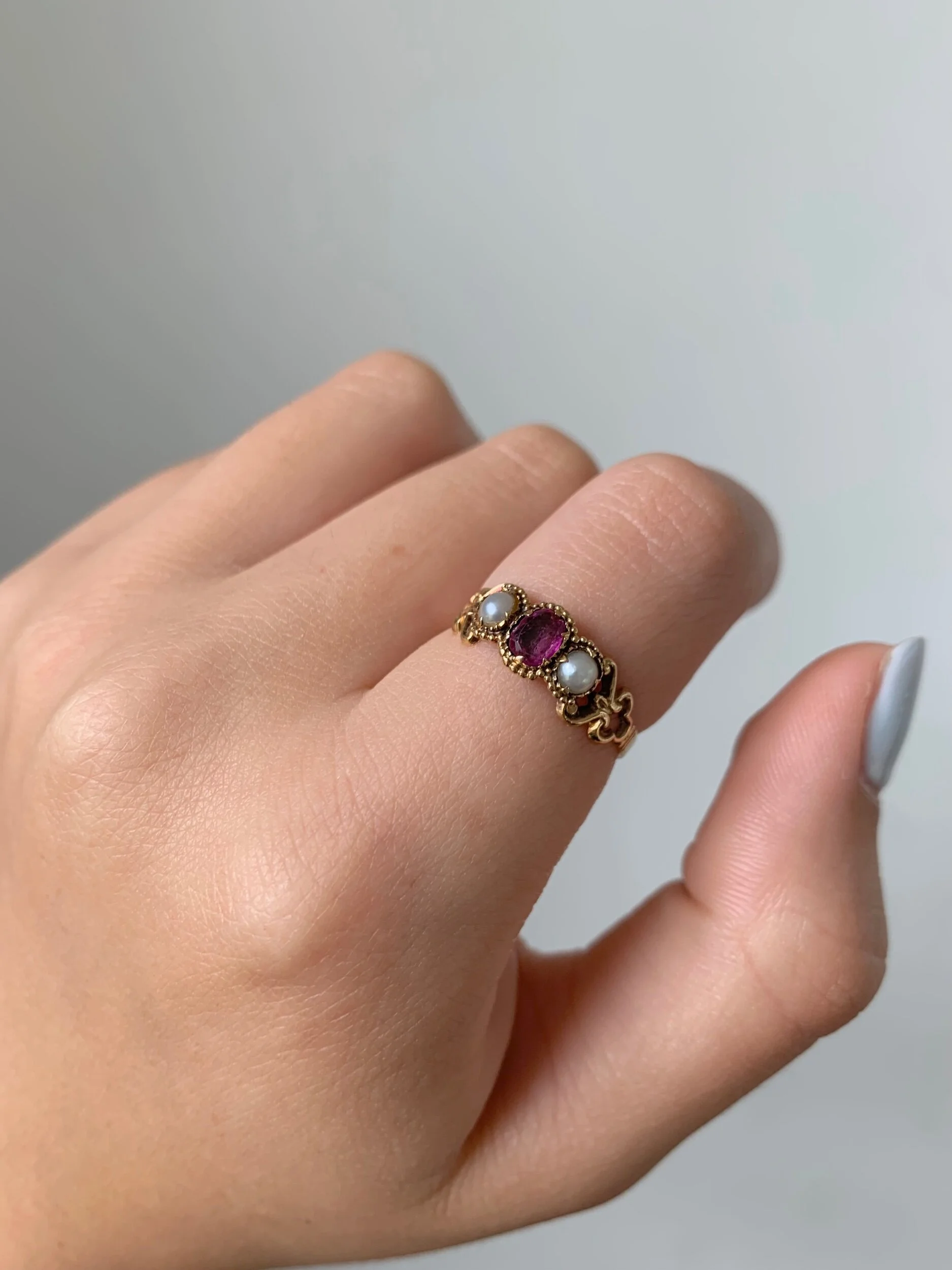 FAAFB515-7341-4414-BAAF-CCAE1EBAB5C3