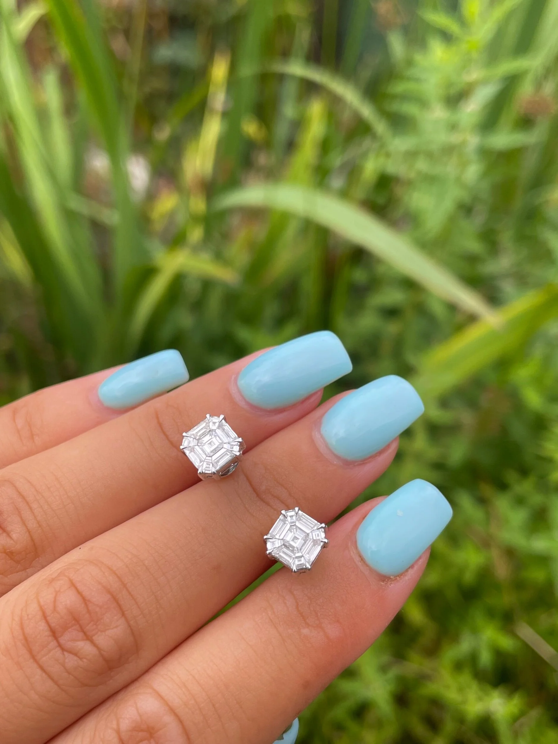 DACC5B6F-3247-44CA-9DBE-AFE55691AA67