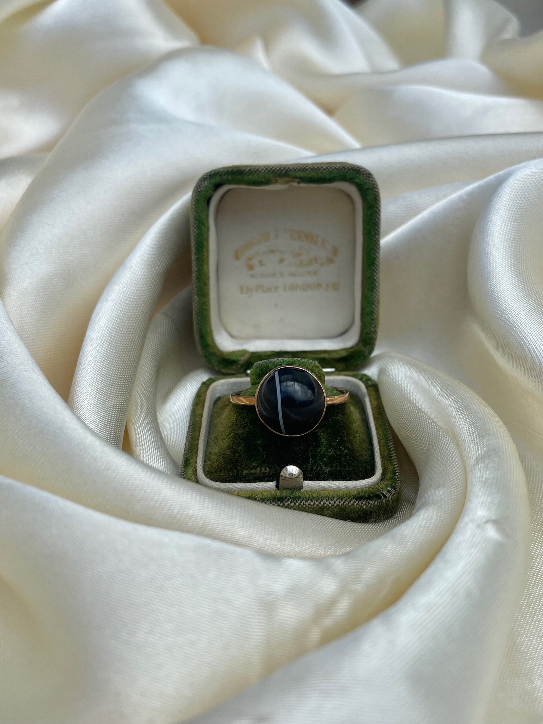 AA183D96-E976-40C9-86D0-759647C2A853