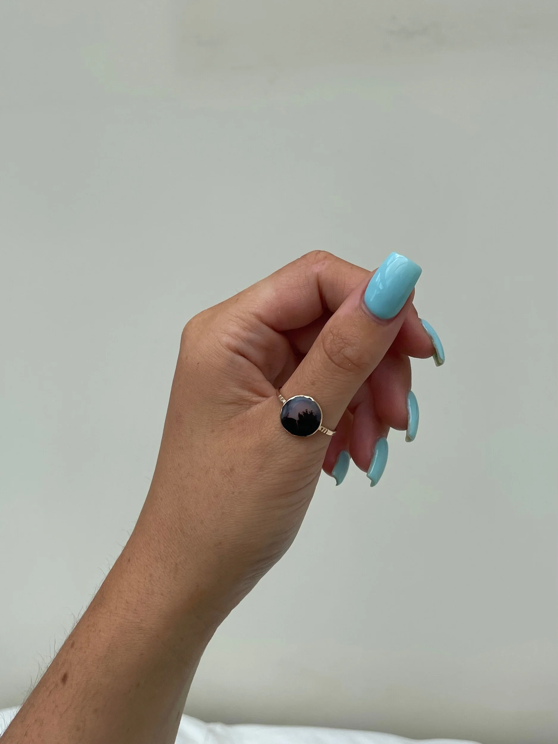 8894A3E7-909E-4348-8E74-77A1DEC07A0F