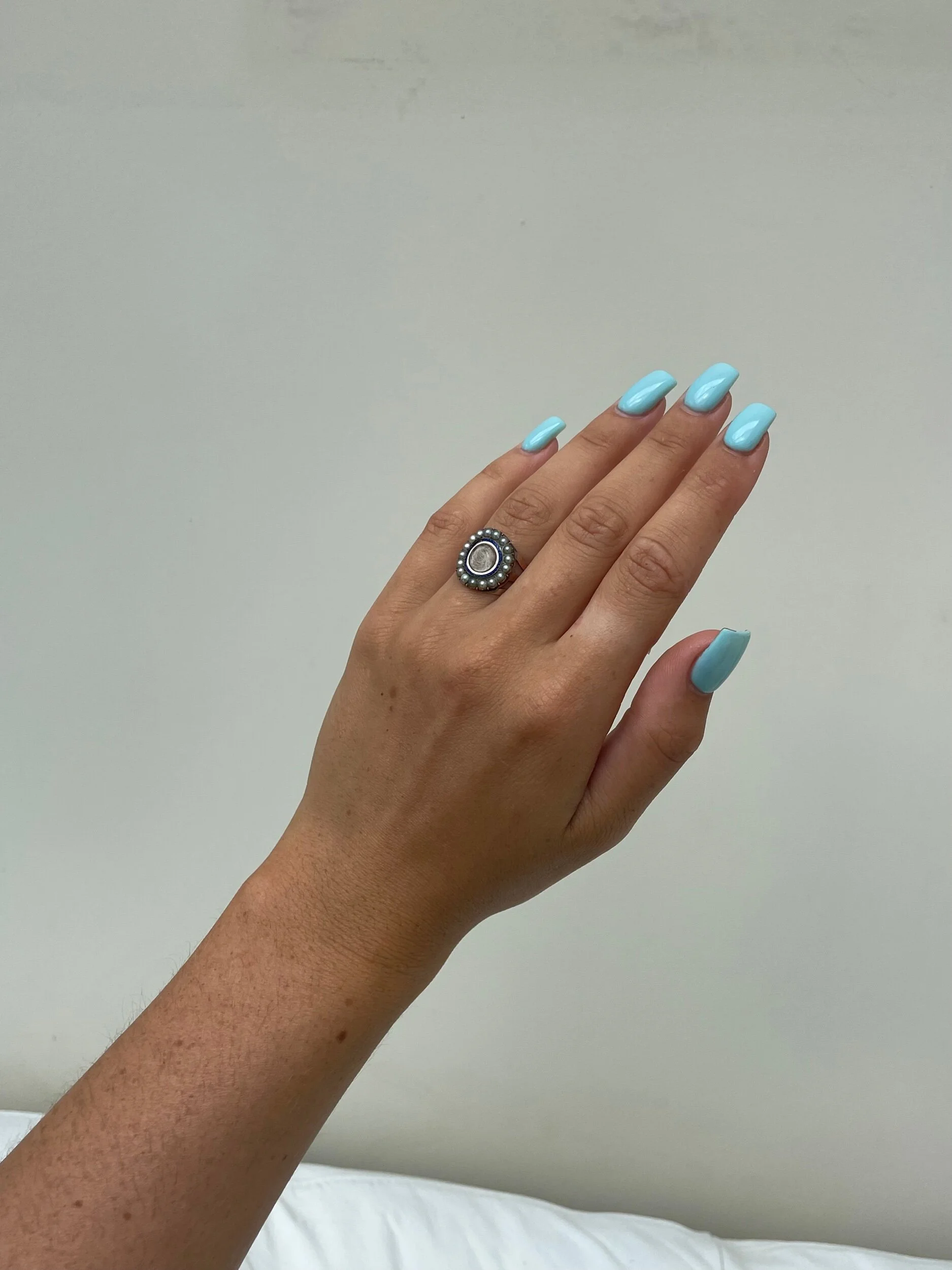 C8DCF963-599D-4EF0-90F0-B4475A67A3FD