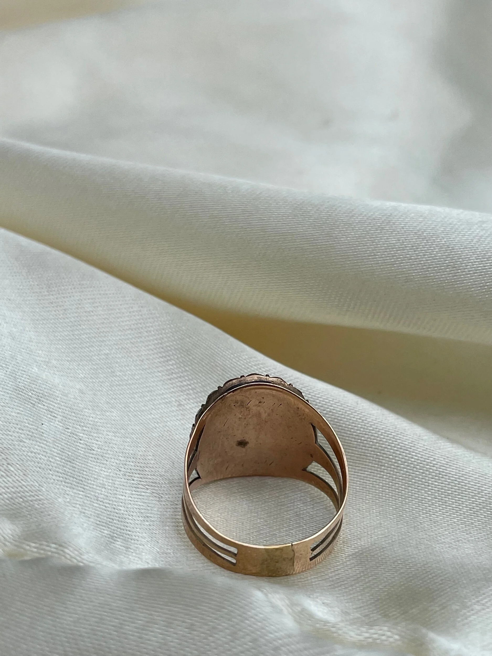 6B703652-1035-4BD5-9DC6-AD7E80E645E3