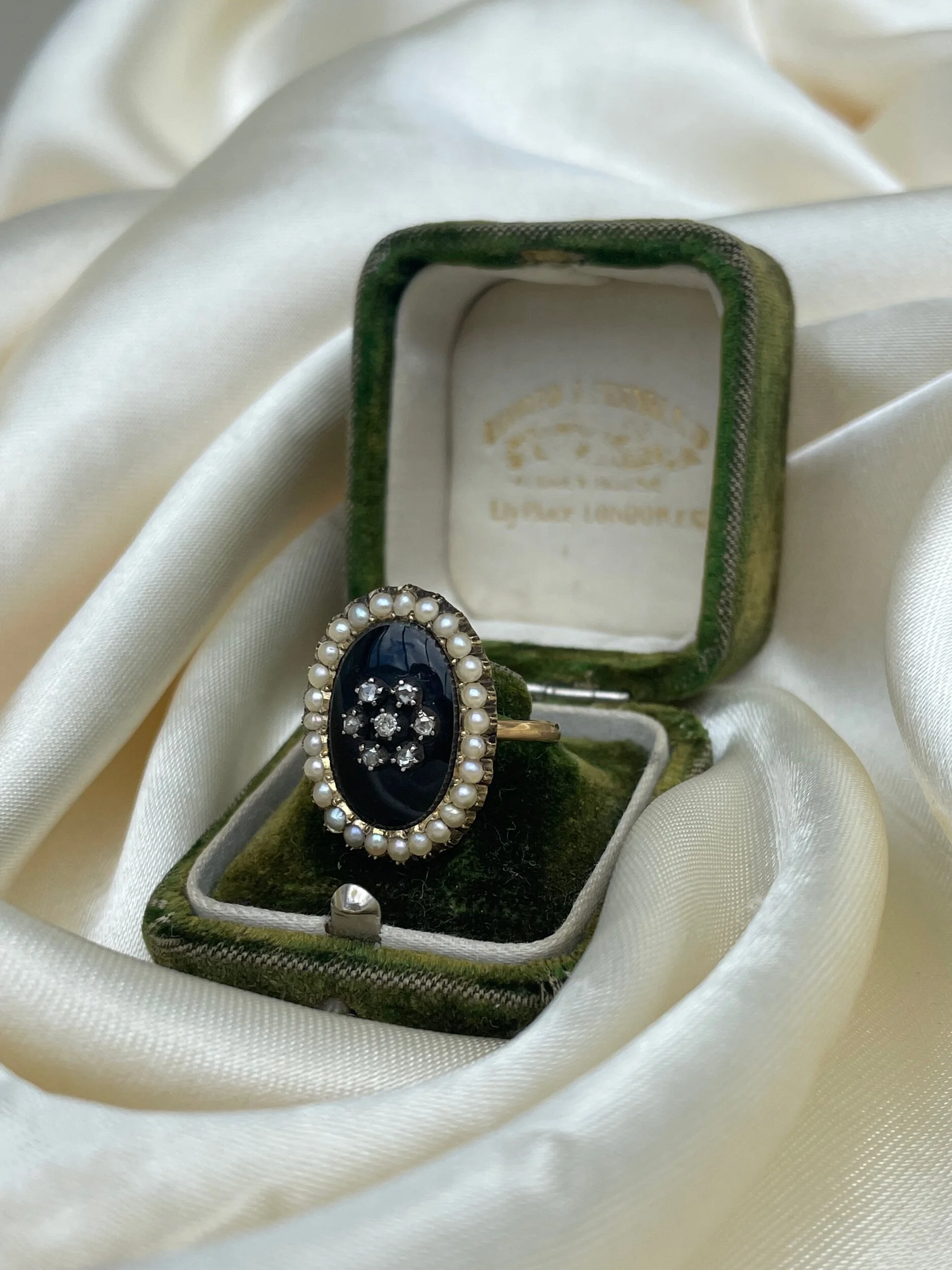 4CDE57E3-1FAA-45CF-BE39-569FE0AF1203