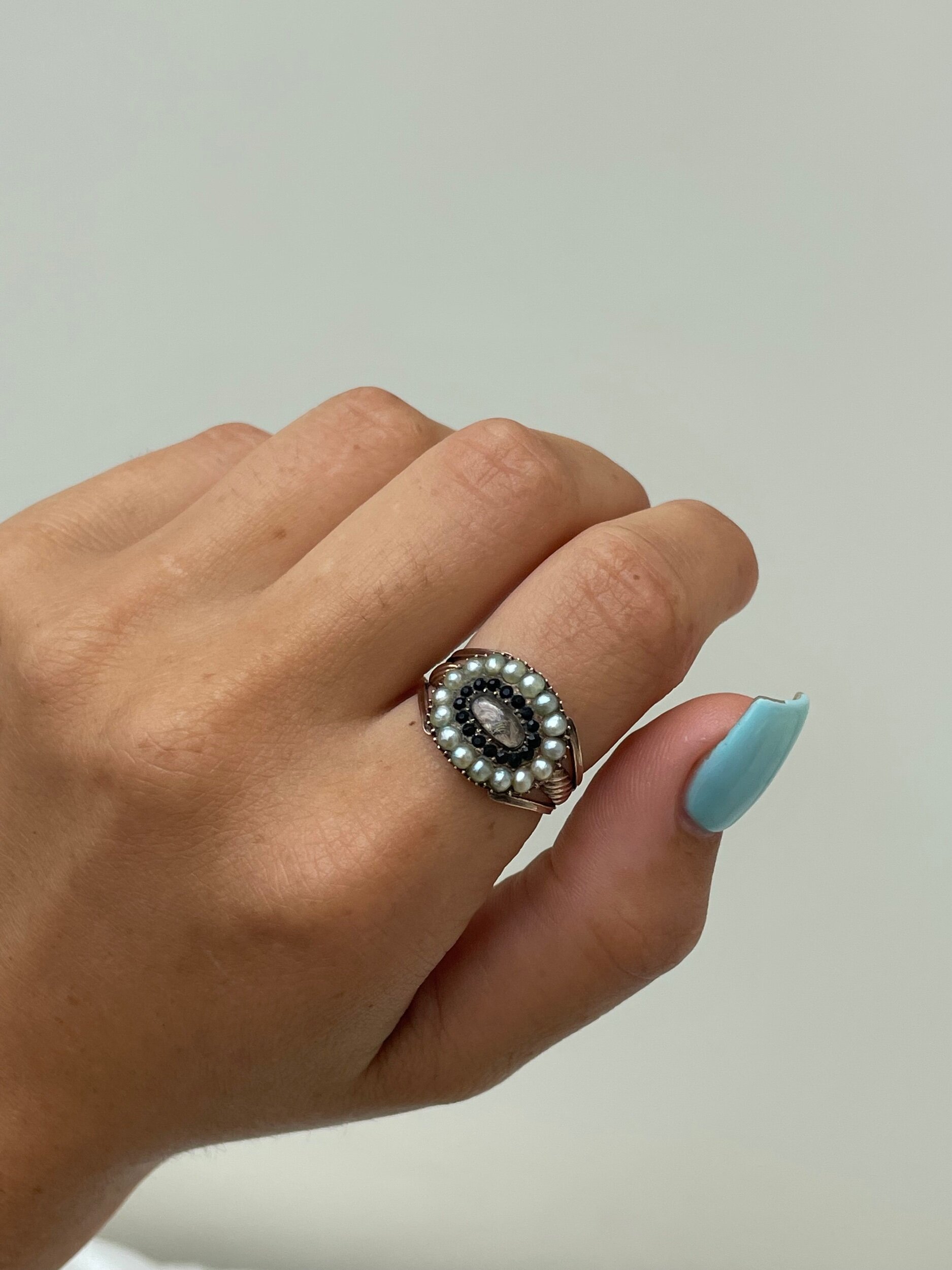 B59D3D44-ABB9-4484-91AF-D28ECD263F29