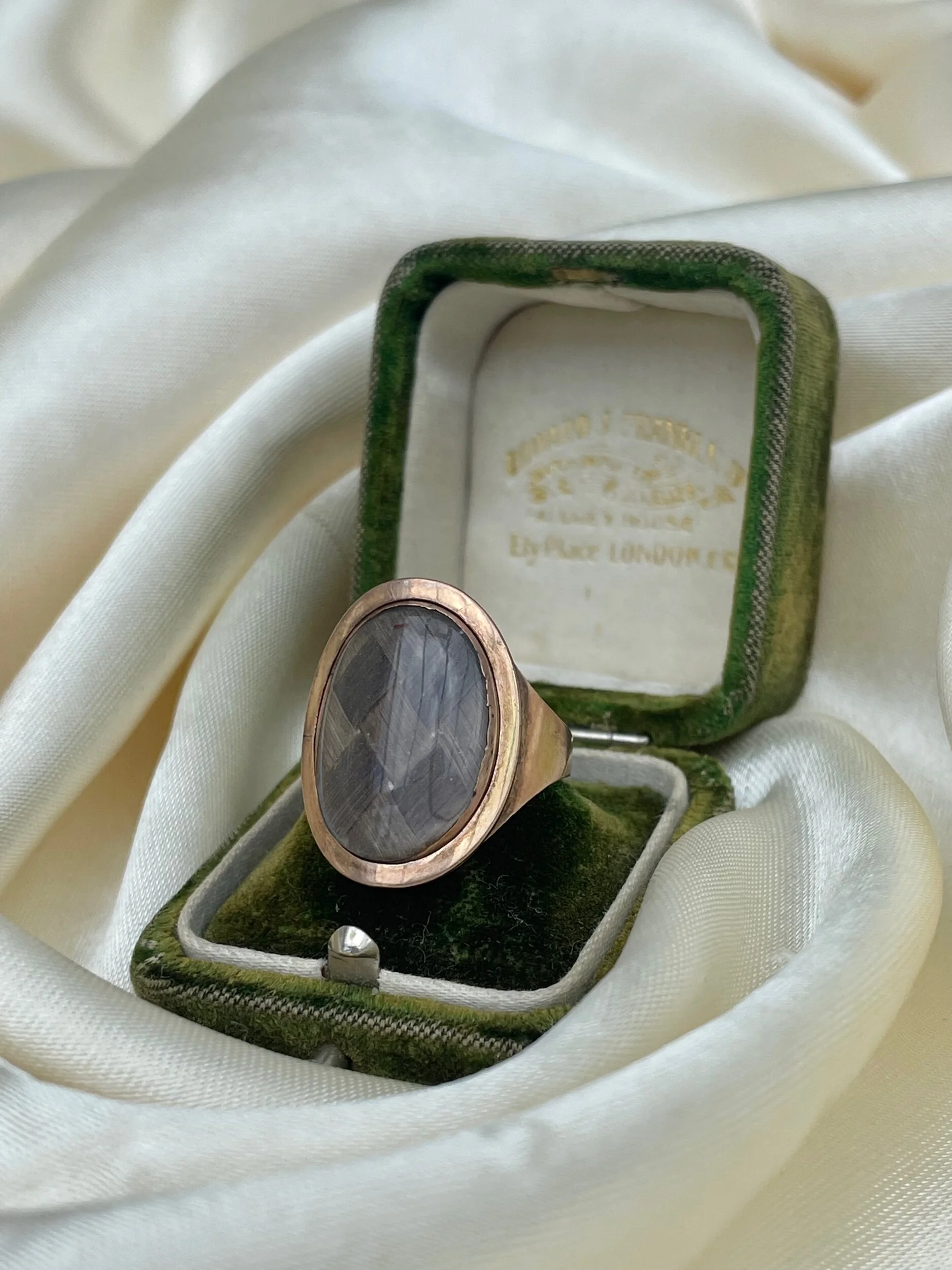 D65BBFE5-23D2-477D-8A2C-2858202221C5