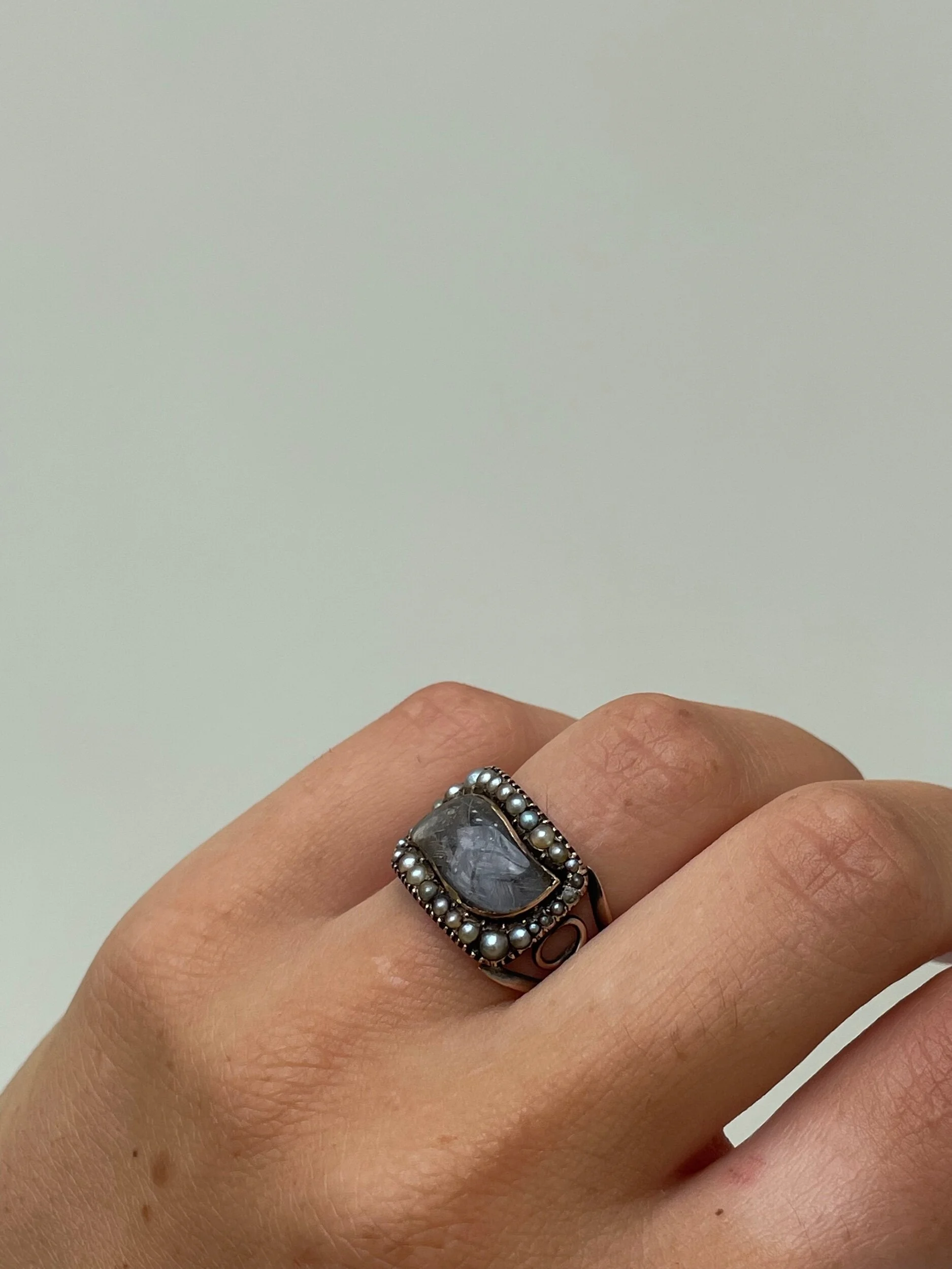 DD007C69-D172-4D89-94FC-E713C992ECB3