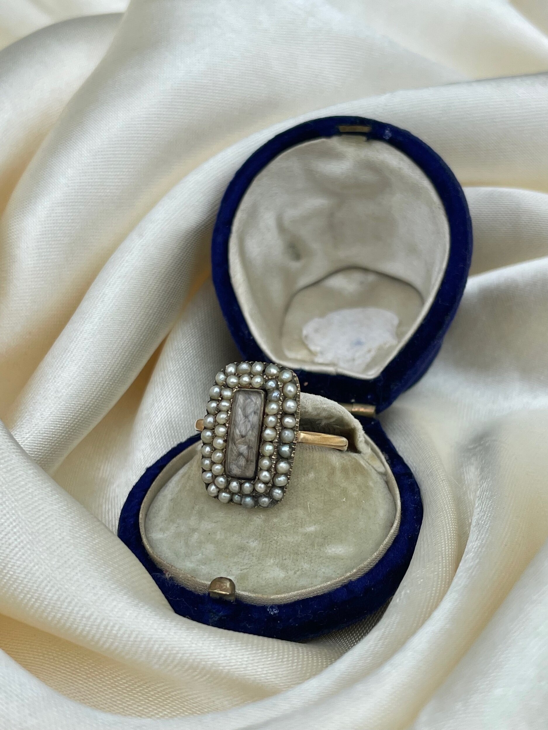 858D6B22-36E2-4FF3-89C1-1106EFF8C997