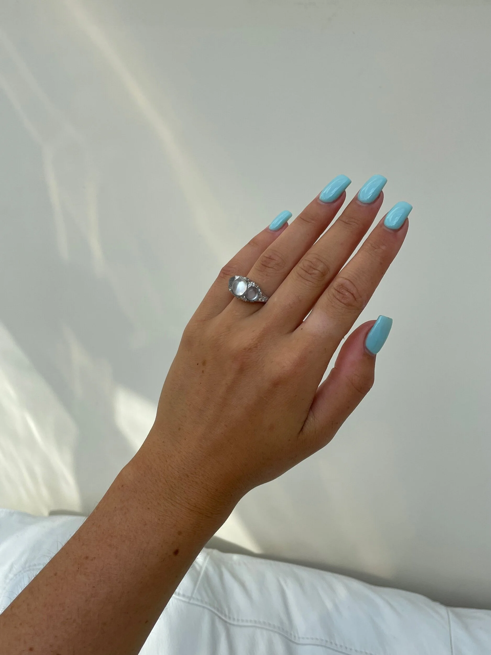 F35CFF20-8BAB-4078-A933-74641E40BC8F