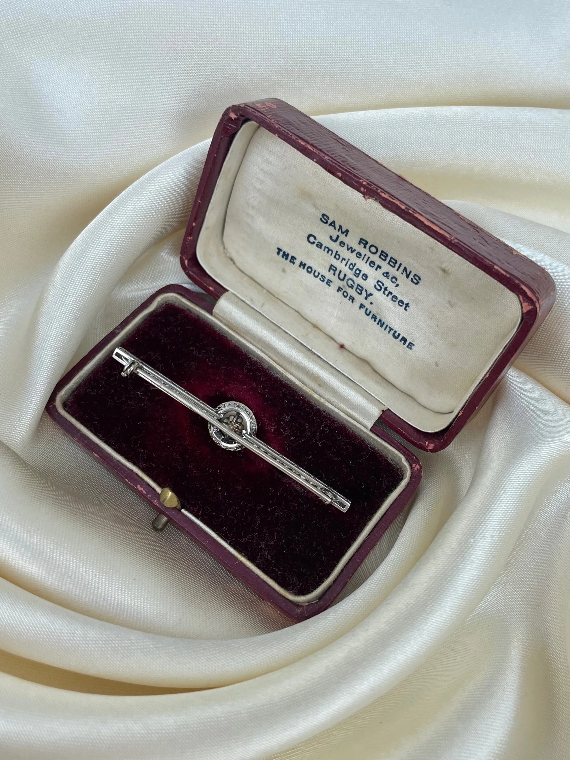 03B9DF7F-3CCE-4263-B81B-2319B245DB71