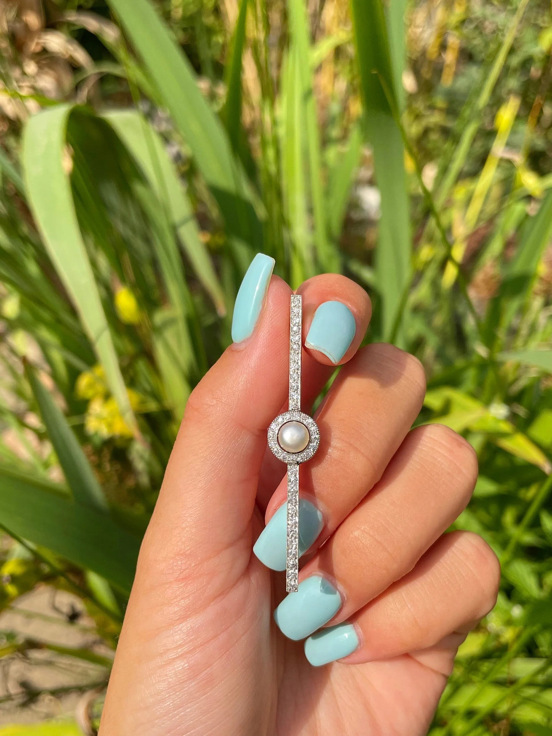 3500C7AA-CB7F-4774-AD43-9AFC942EA03E