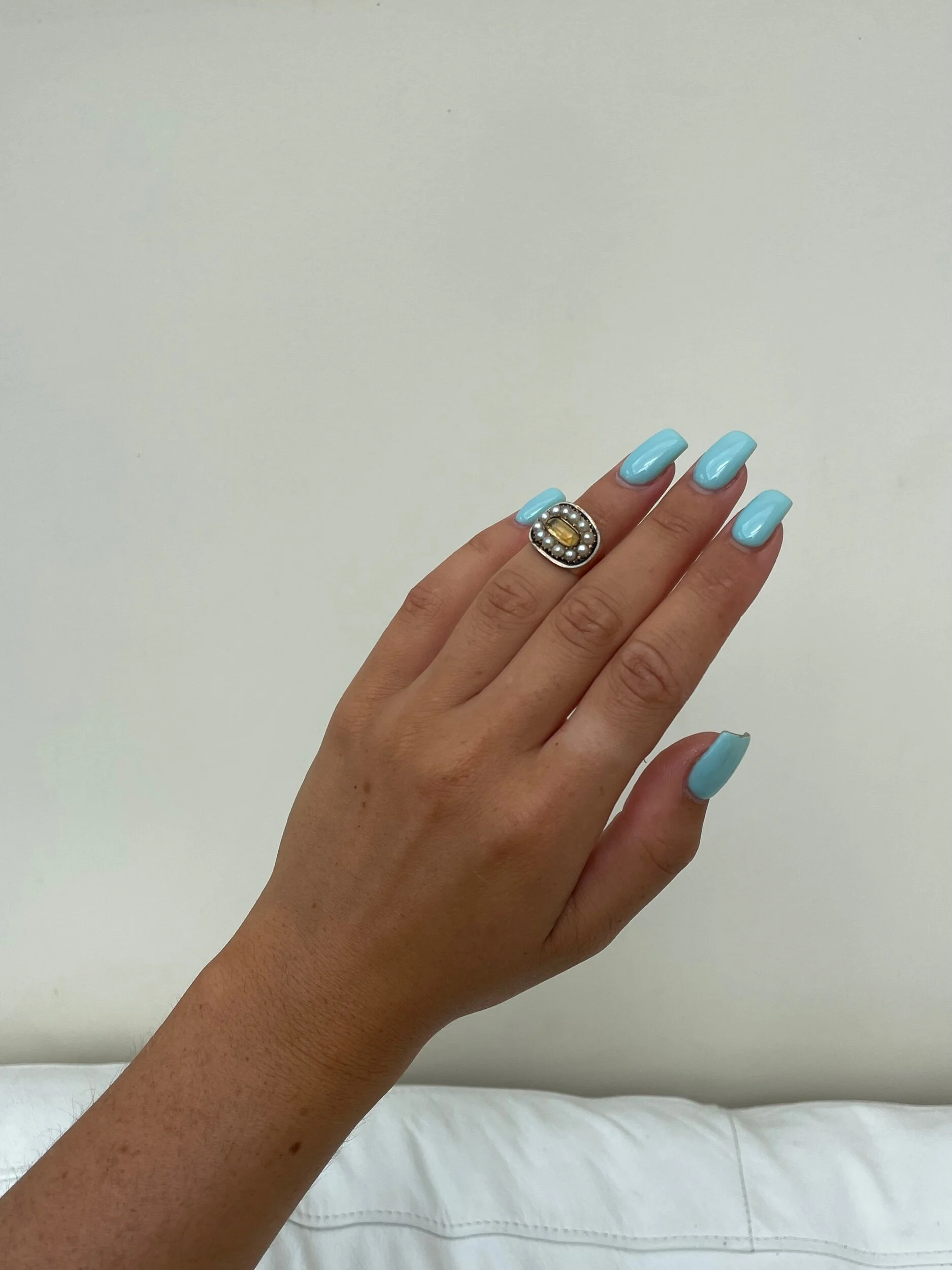 A13D30A5-5A71-4D58-BF81-7F562BFE7A72