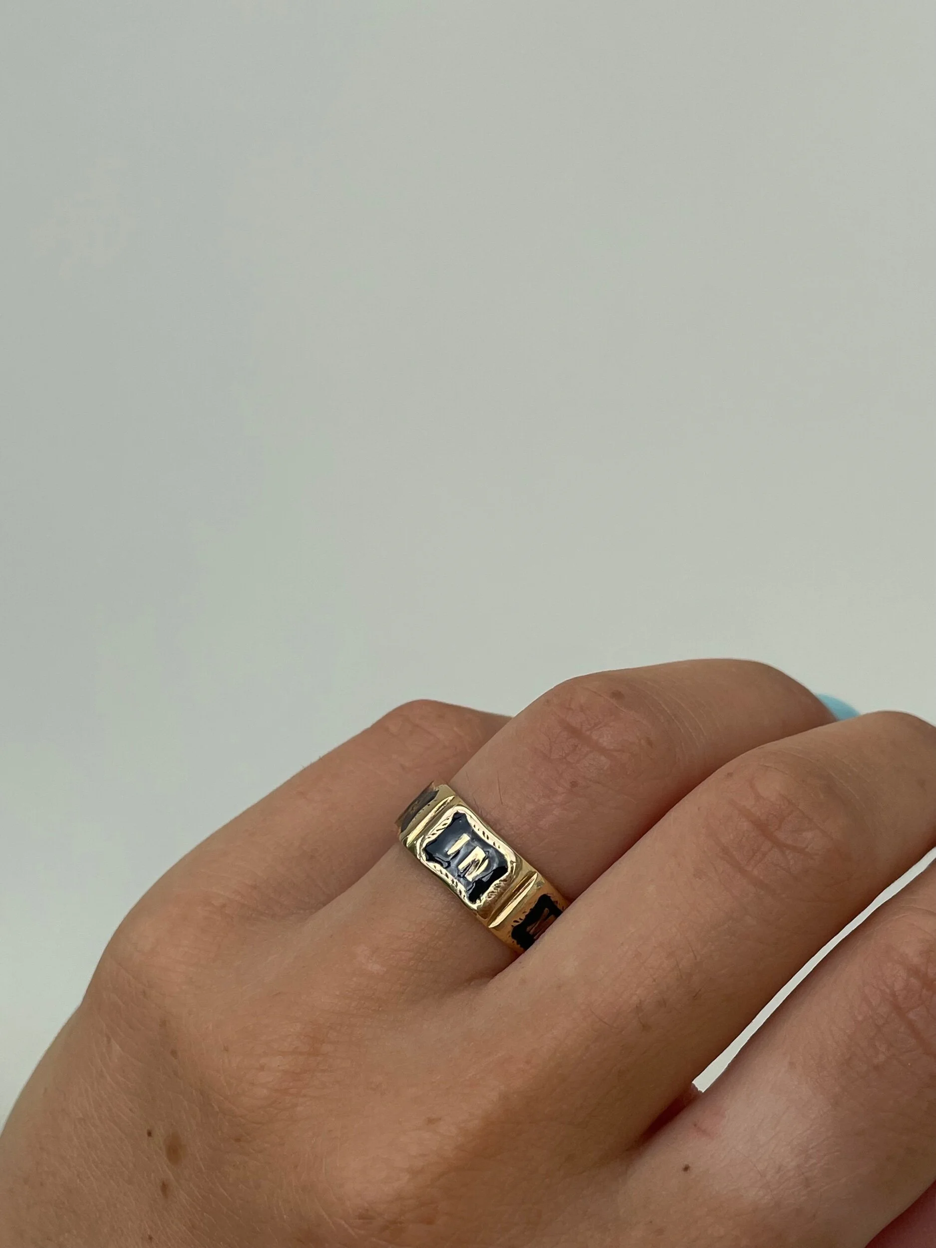 D53D5304-EF07-4263-A825-D76FACE4DE84