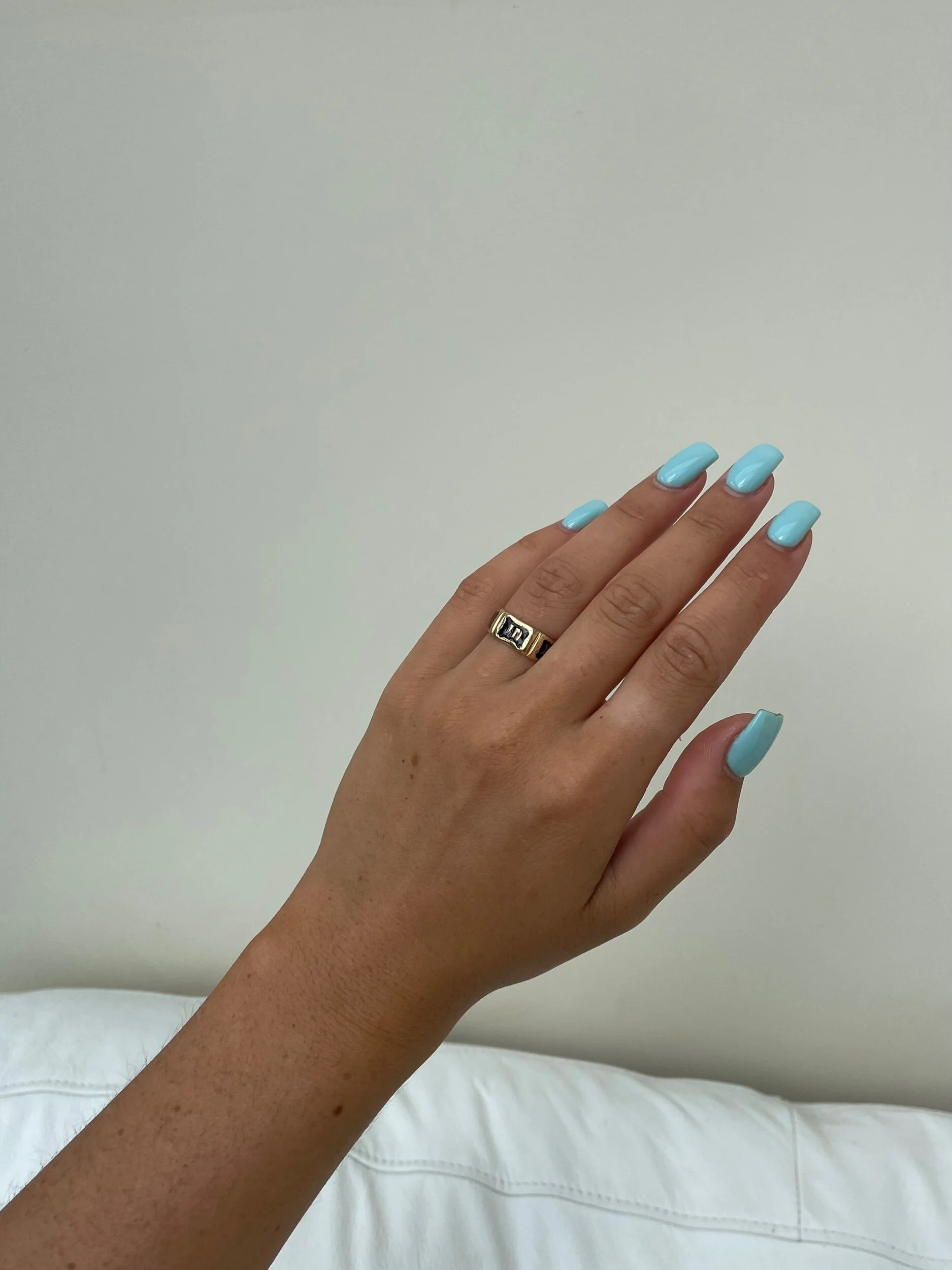 8281C868-BEFF-4DBE-9CAC-8CA86FACA761