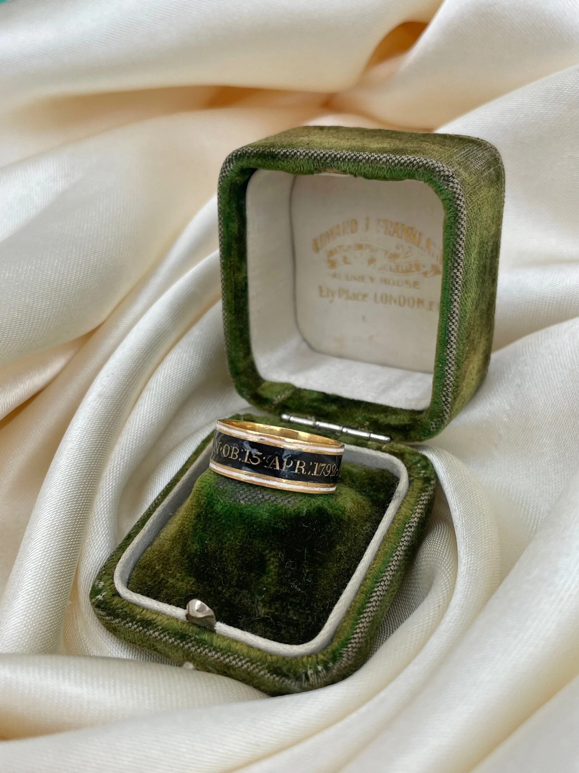 5490040D-12B3-40DC-8879-4D13D42617E1