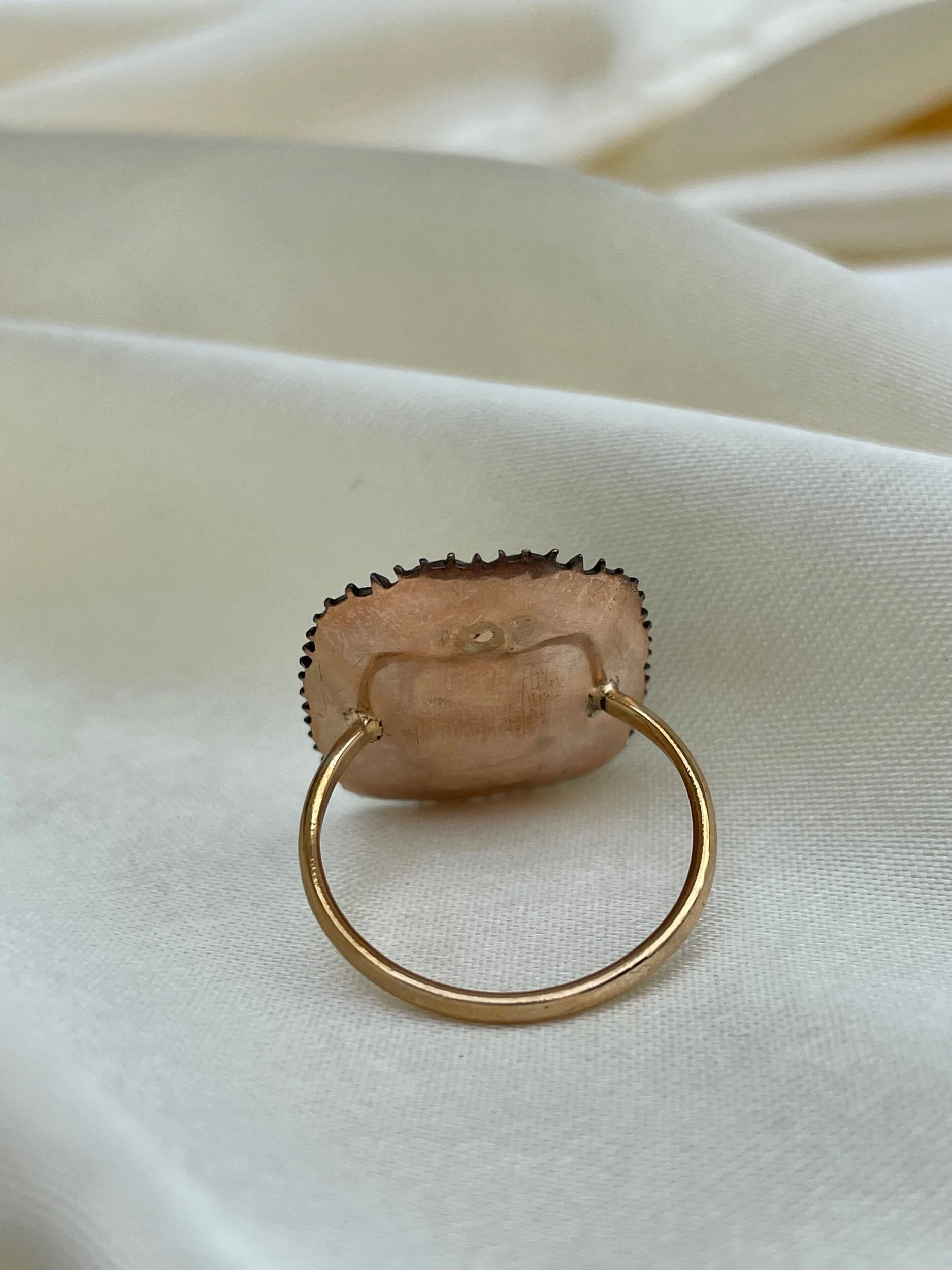 AFA4DB71-FFBD-433D-A028-3EAD5399E553