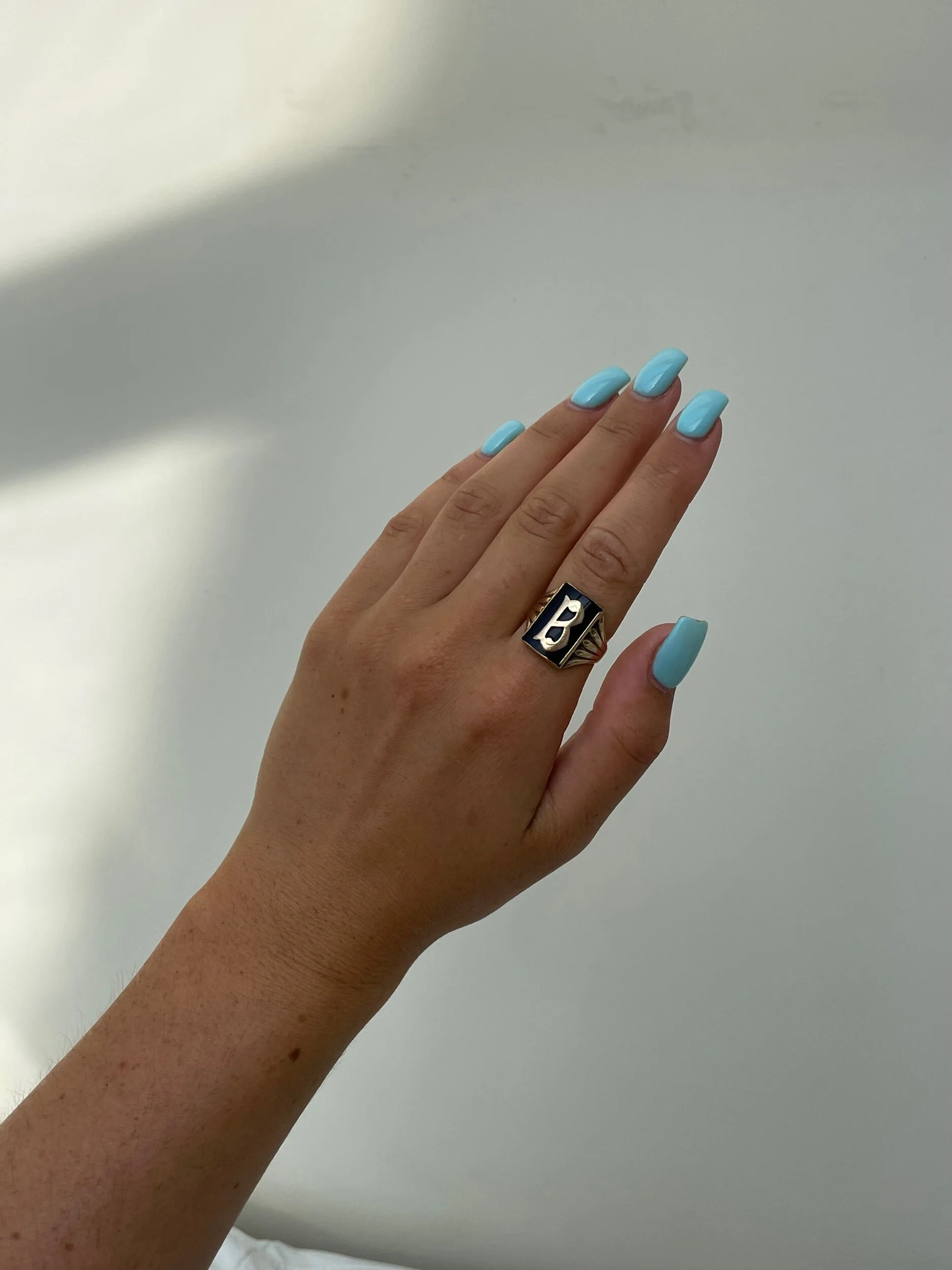 96F1D6D9-C9A6-404B-862D-71AB848FAC5A