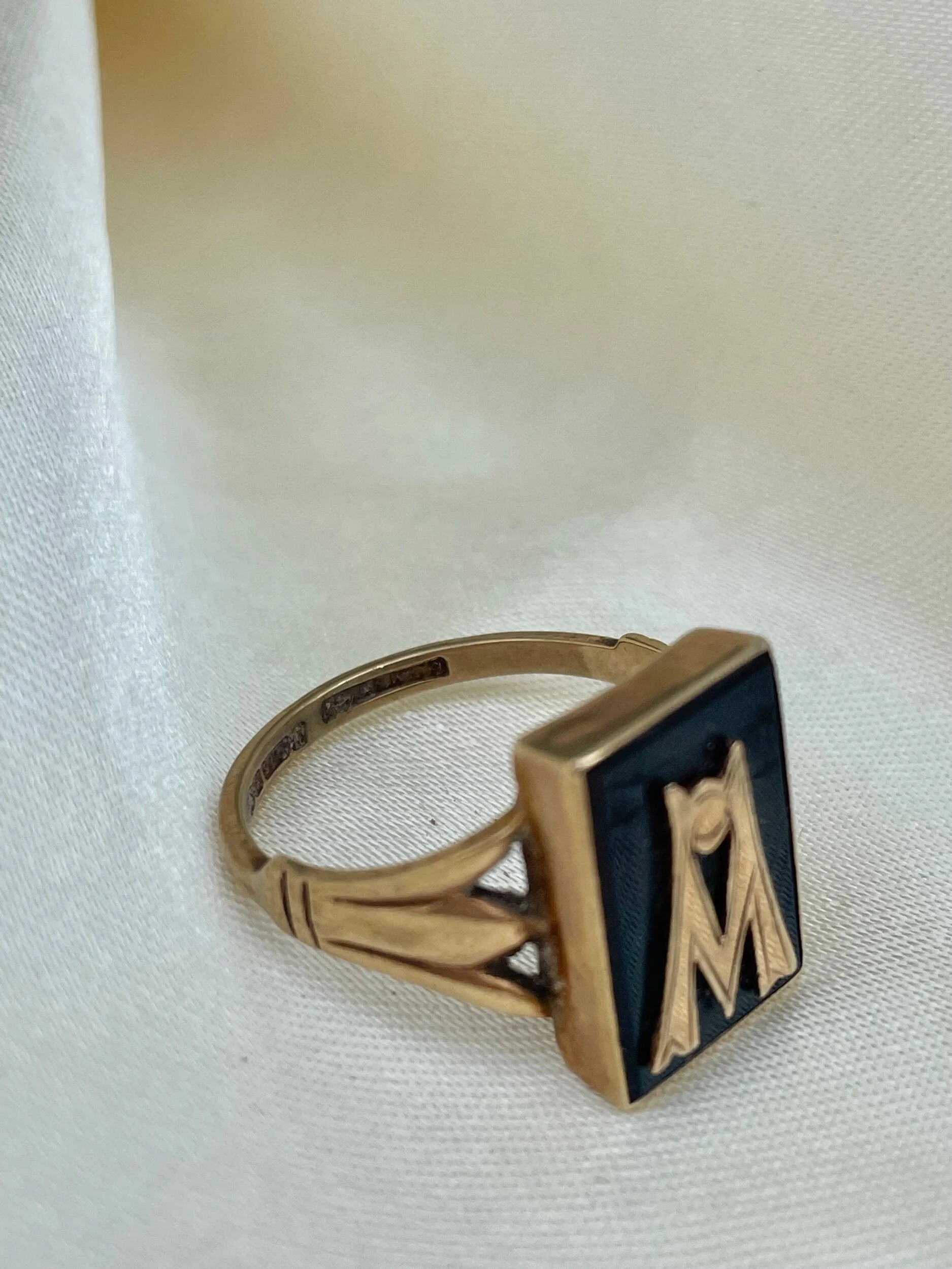 882D6E9B-6F74-457E-A511-C375F598C264