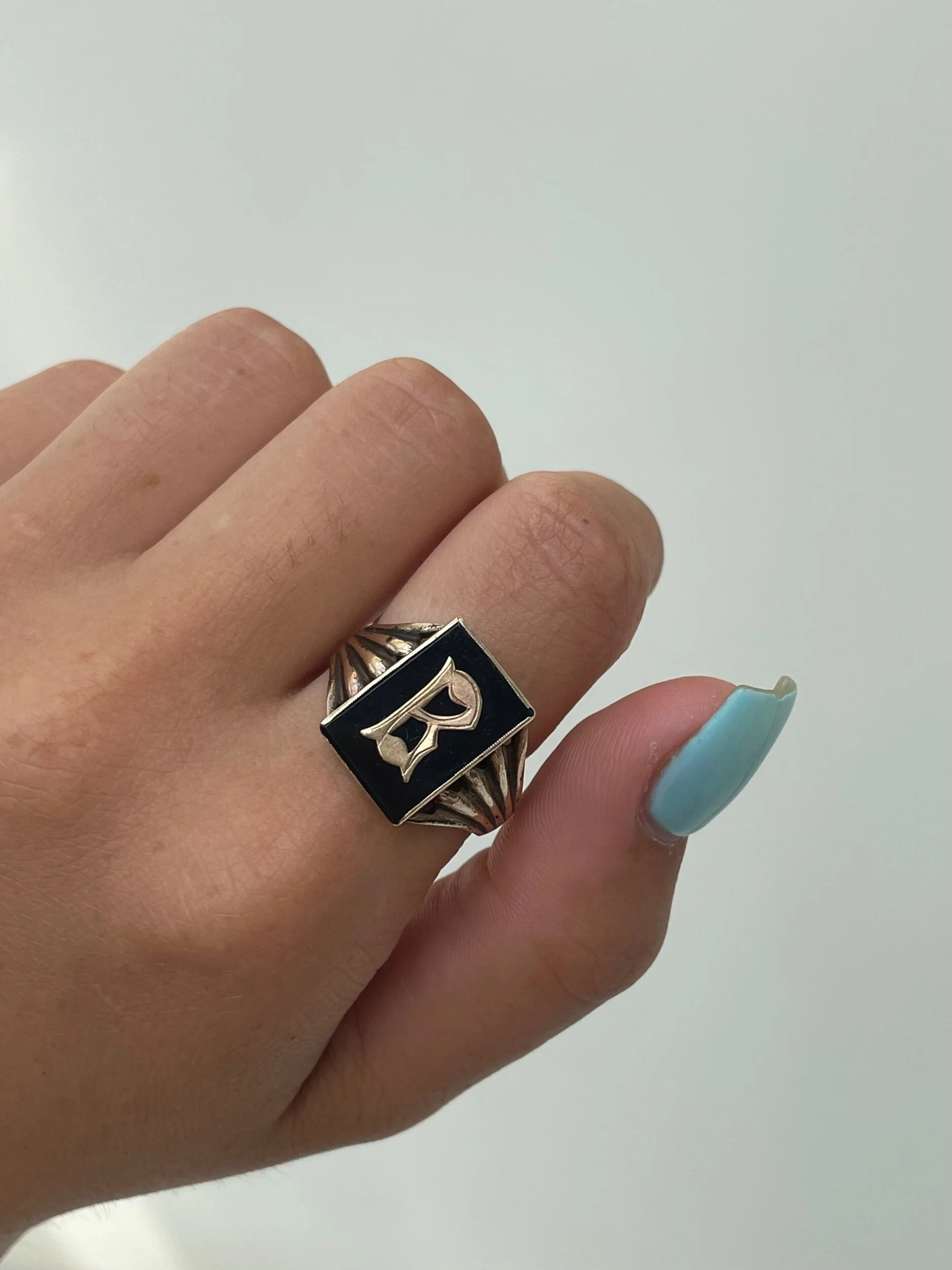 32DFA981-6639-4F23-8492-718151E2E693