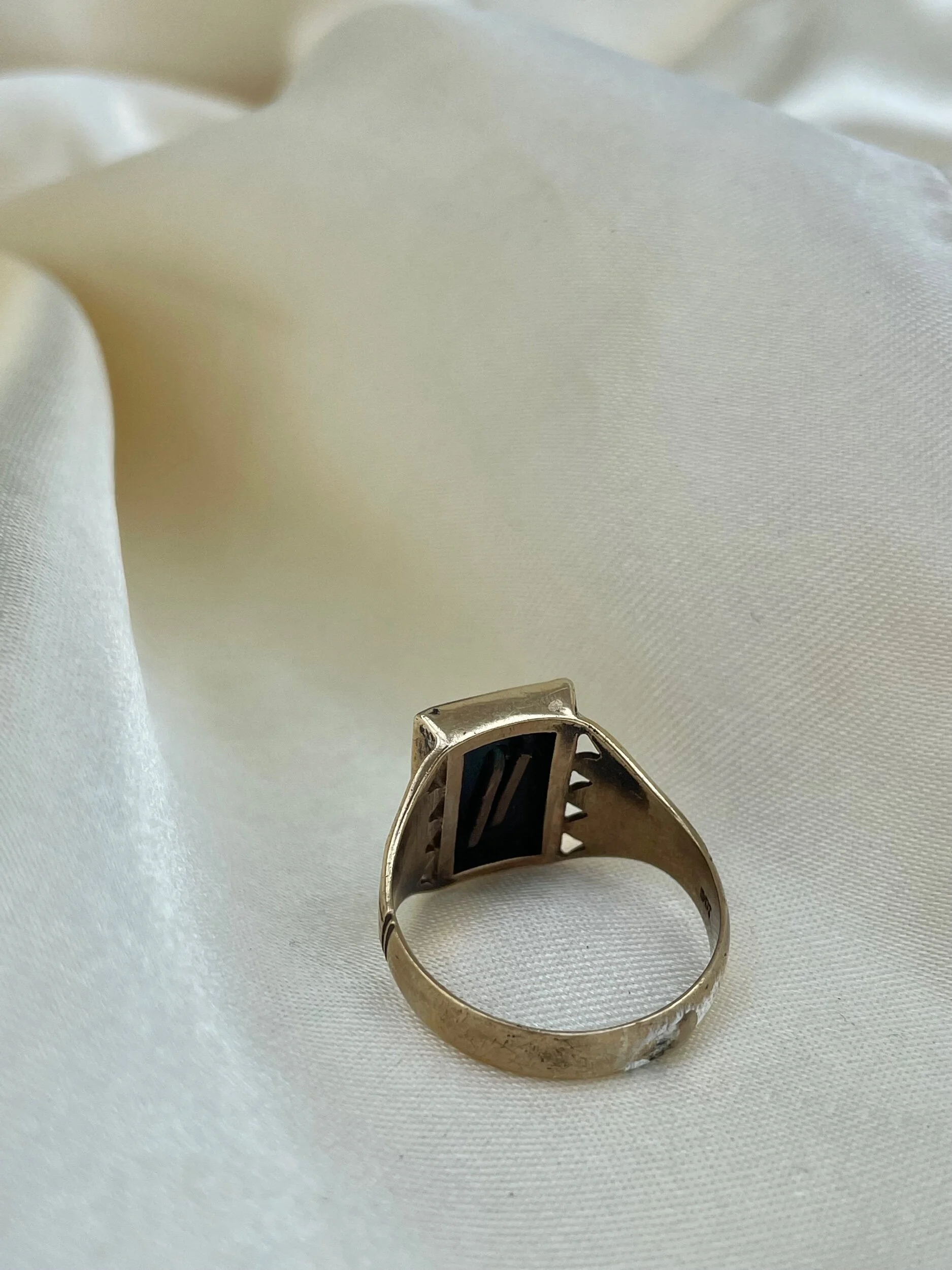 964B140C-A4CC-45D6-AE84-71902E8434FB