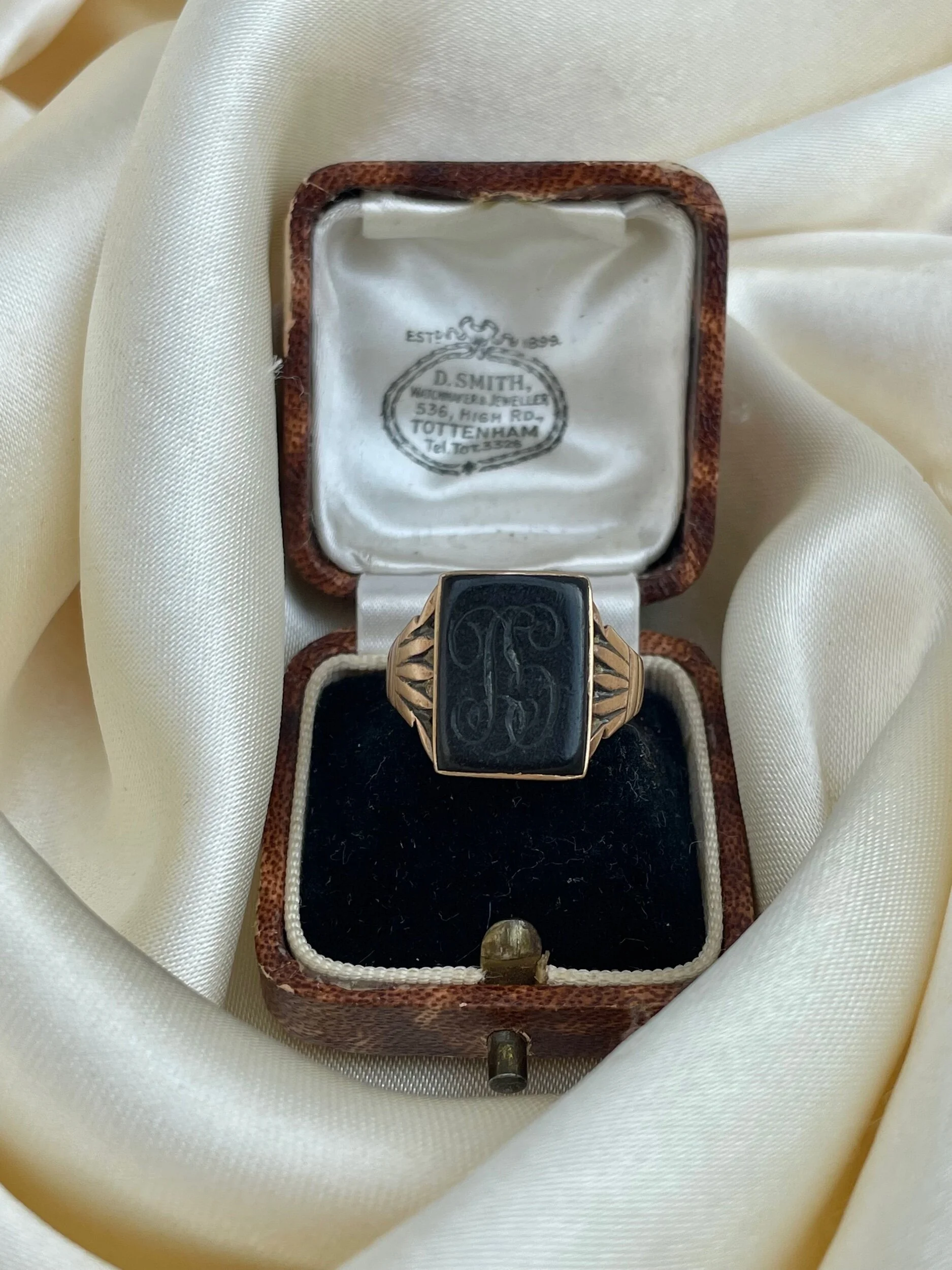 23C31293-5989-4C12-A224-B340811F3108