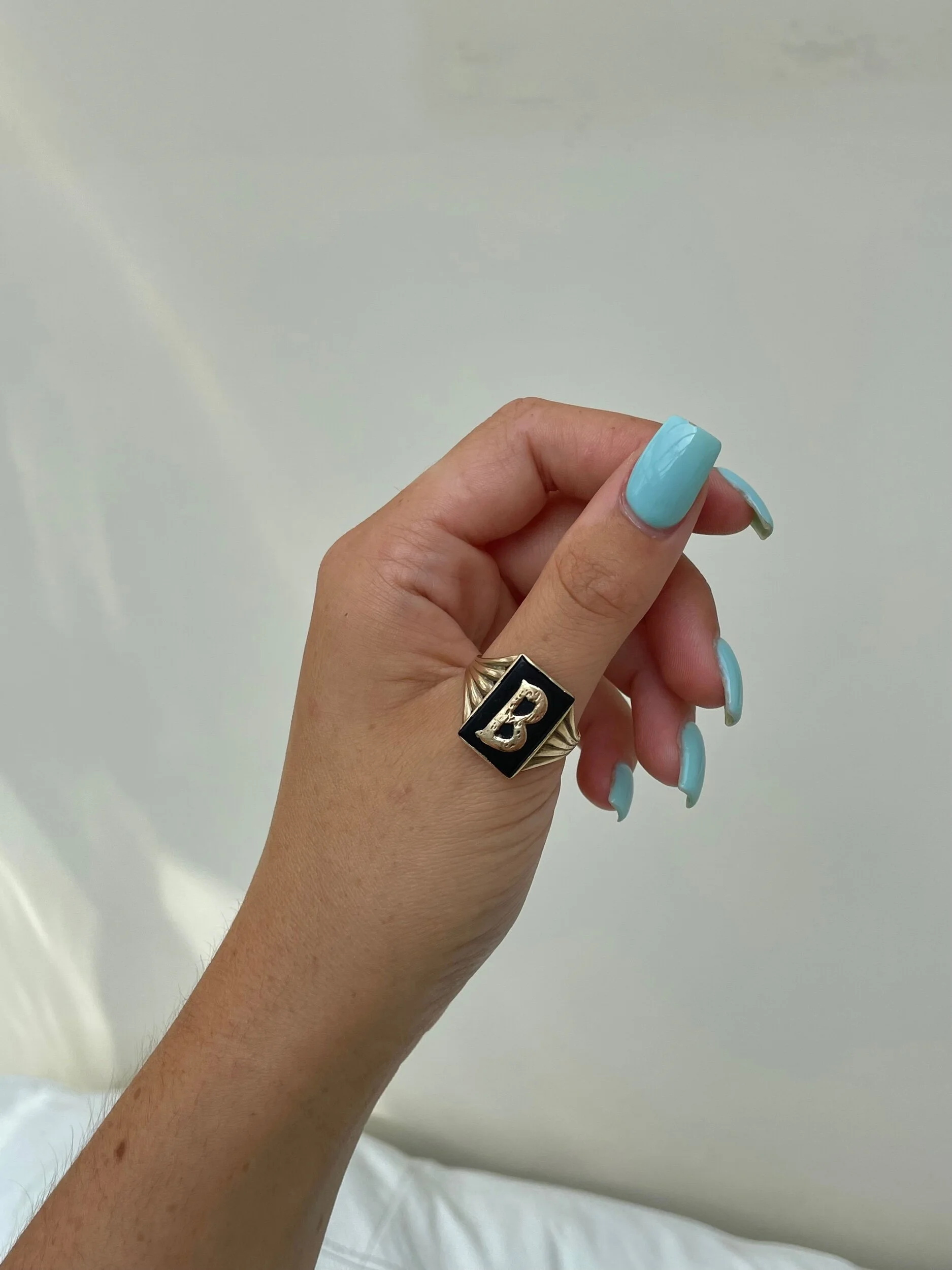 F78CFBEC-EF20-421A-B48F-BB51B88E87D4