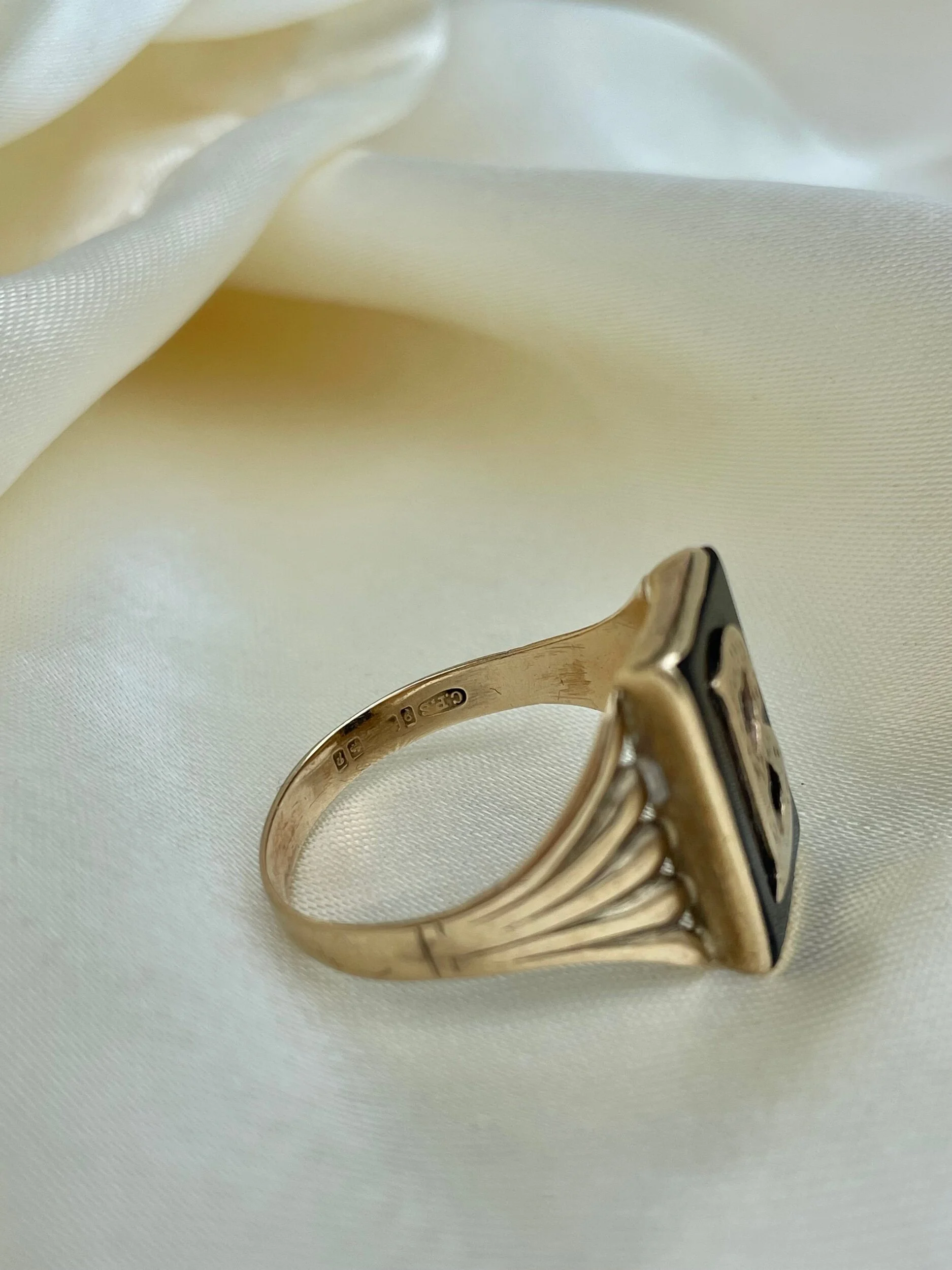 4B060F7F-F6BC-4F7F-8503-FFEB41D1449B