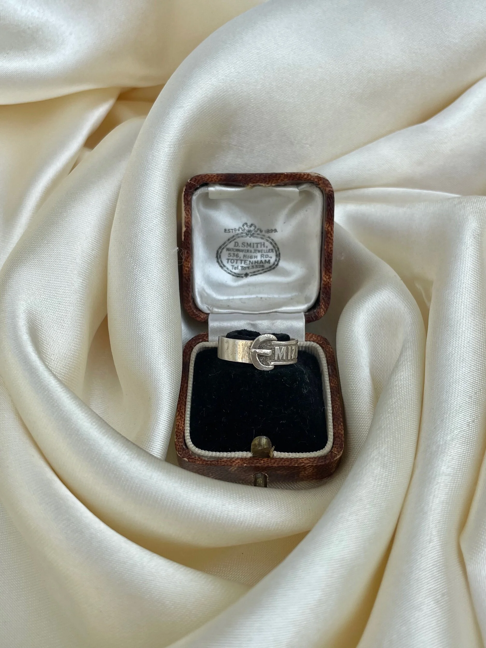 E802DA8C-C113-4E8C-AB36-5534746F4D82