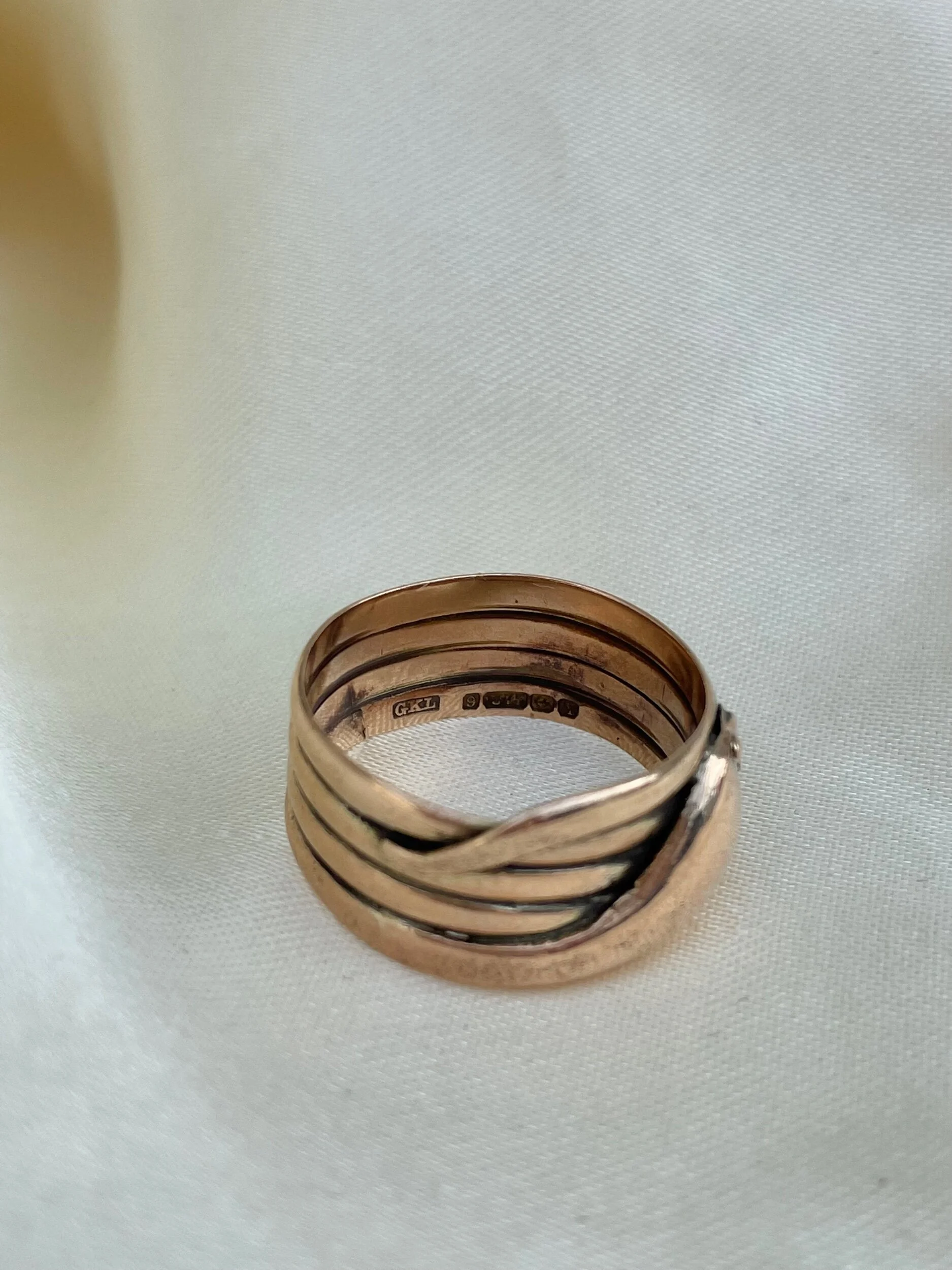 9529F47A-C677-40B6-A20B-A5963D16705C