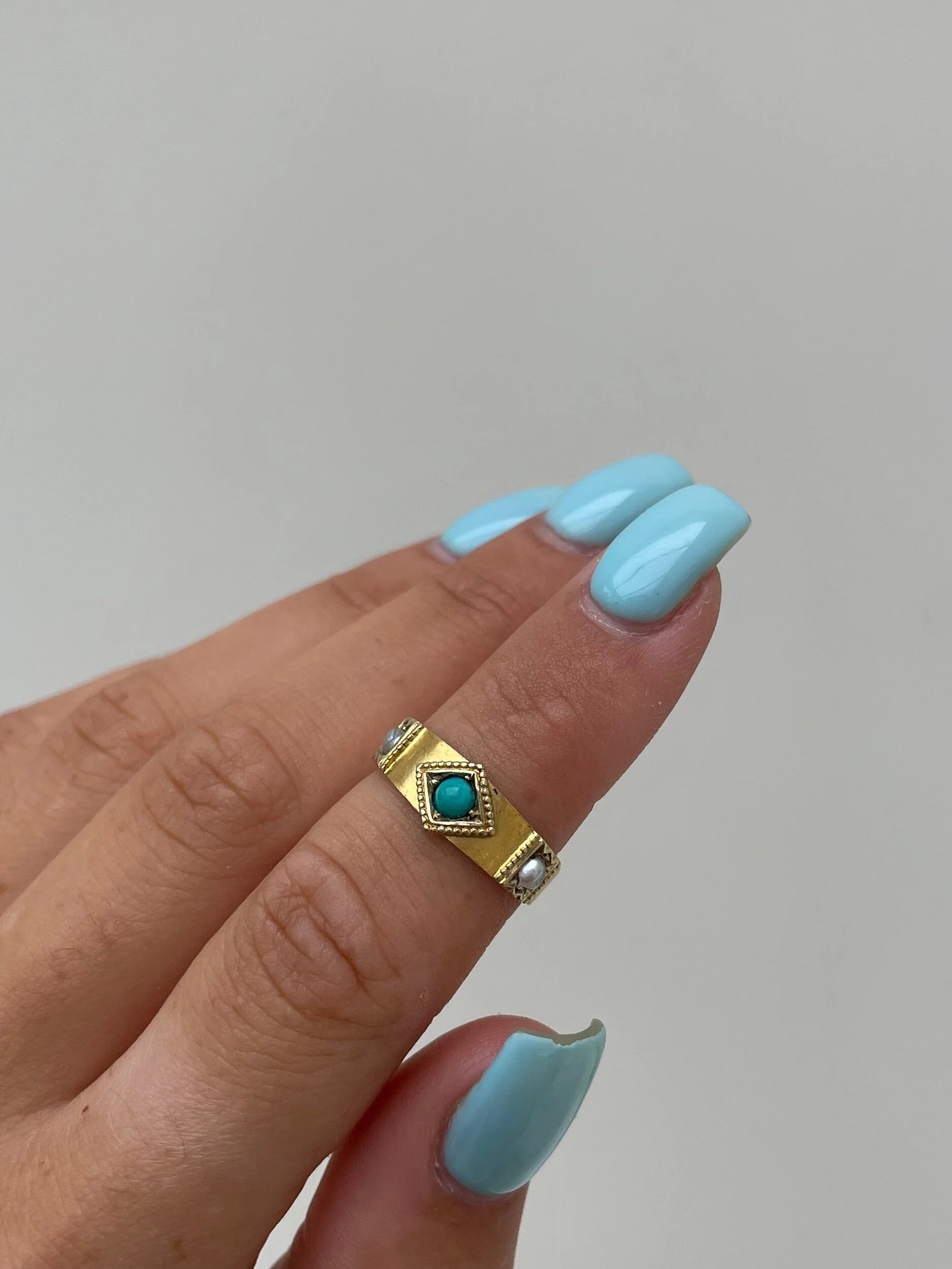 72E06ACA-15BC-4ECC-BA98-012FEAA5162B