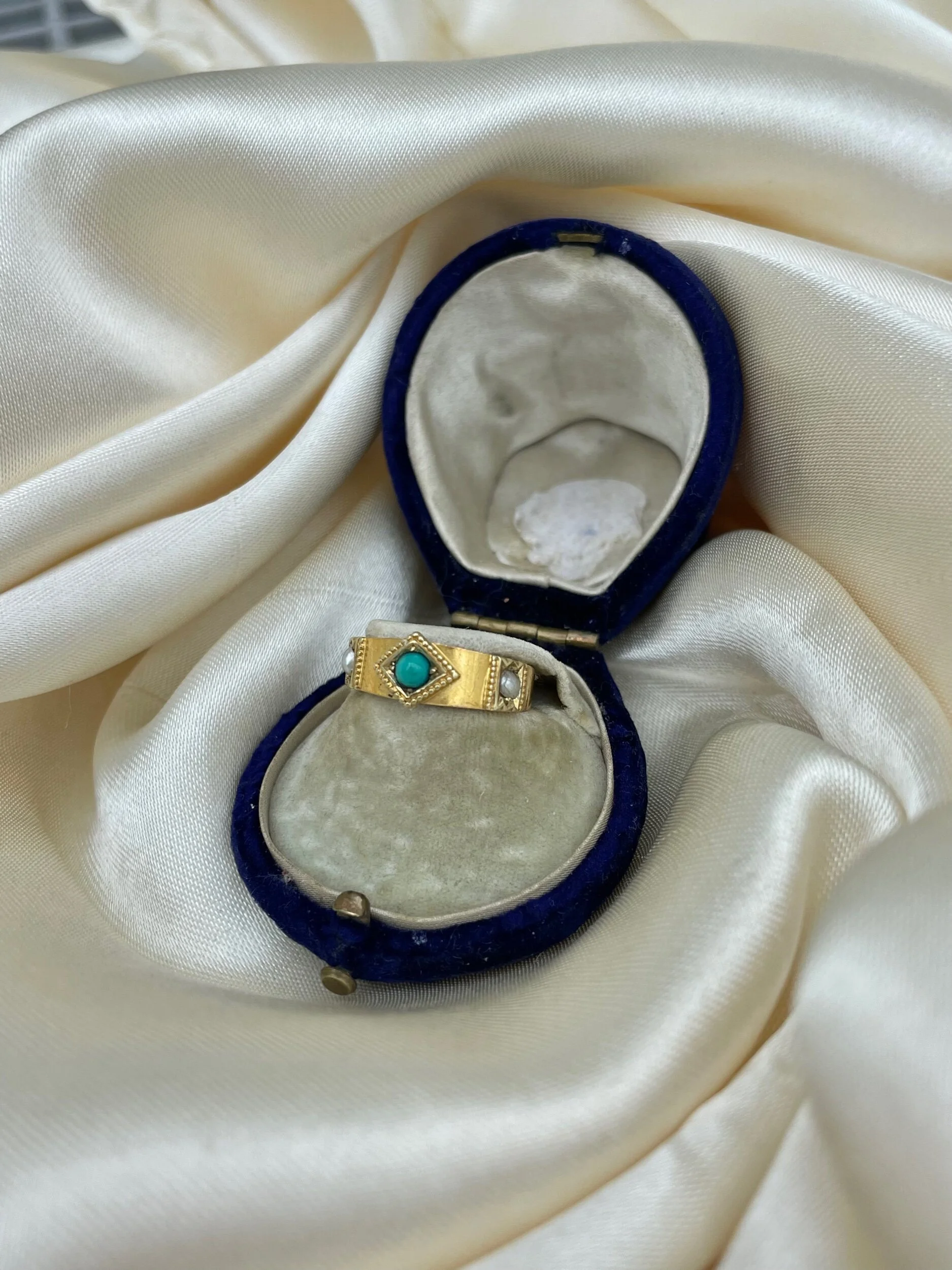 E11151BC-6832-404E-9EB7-5B59C1C6AF94