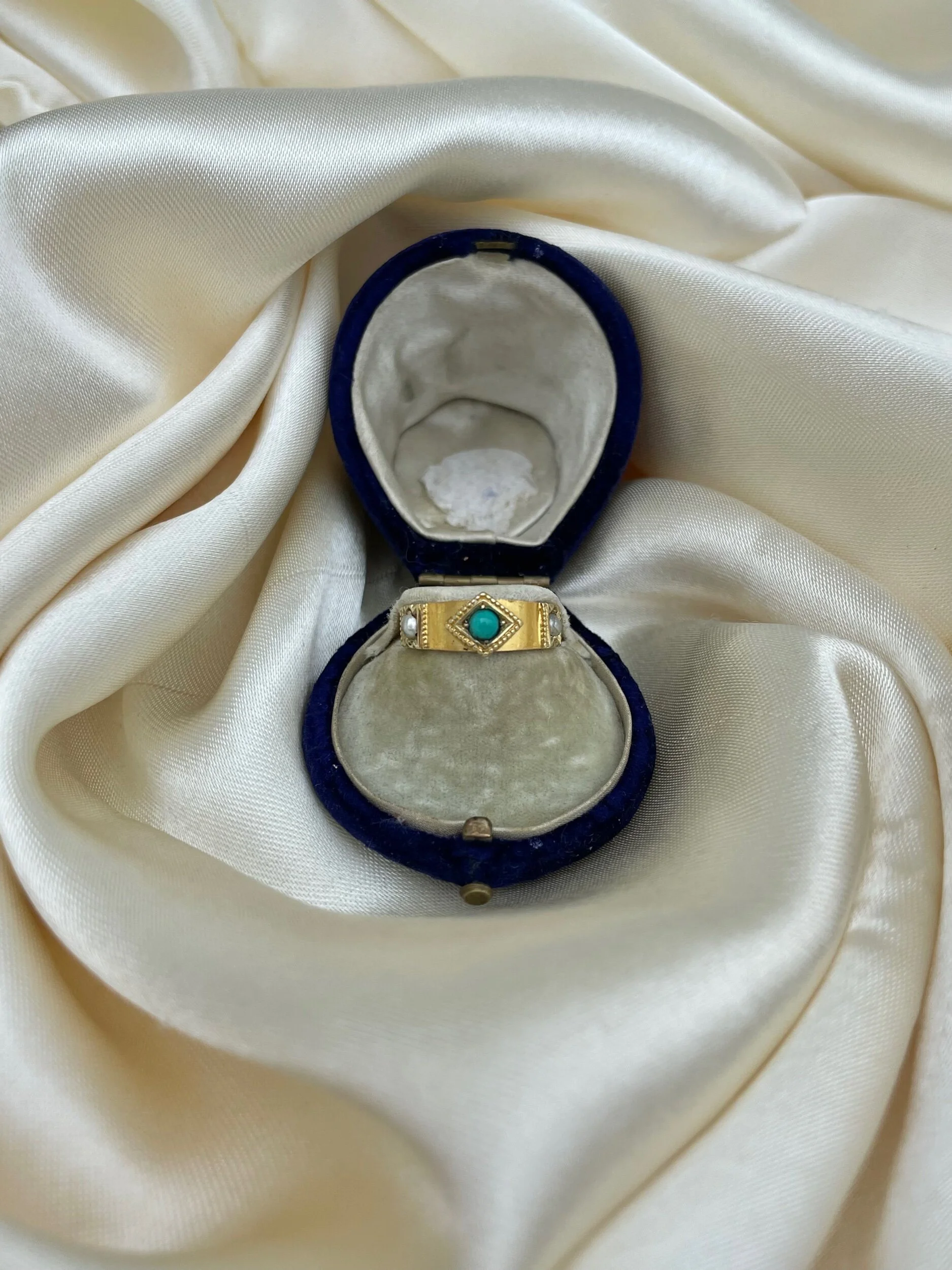 BAB0EC8C-F713-4585-9014-4A131B0B2ED5