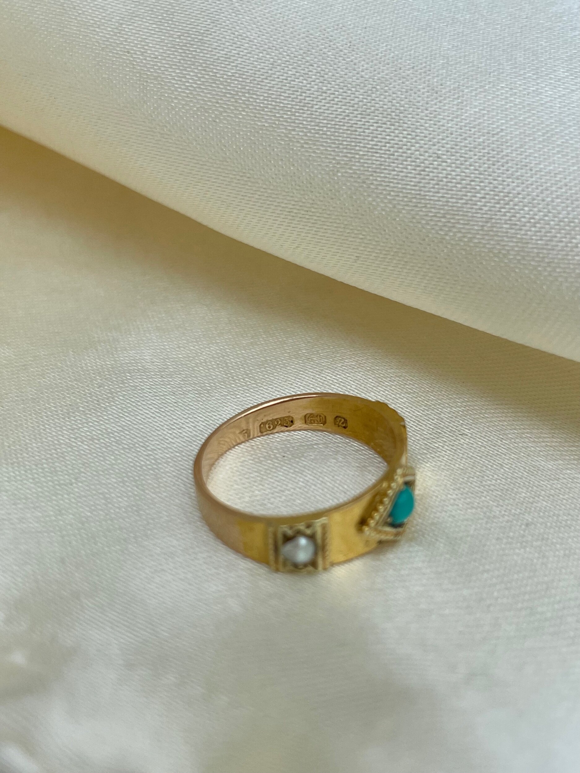 2C8F2CD2-4DB1-431B-80F9-92E8102C8183