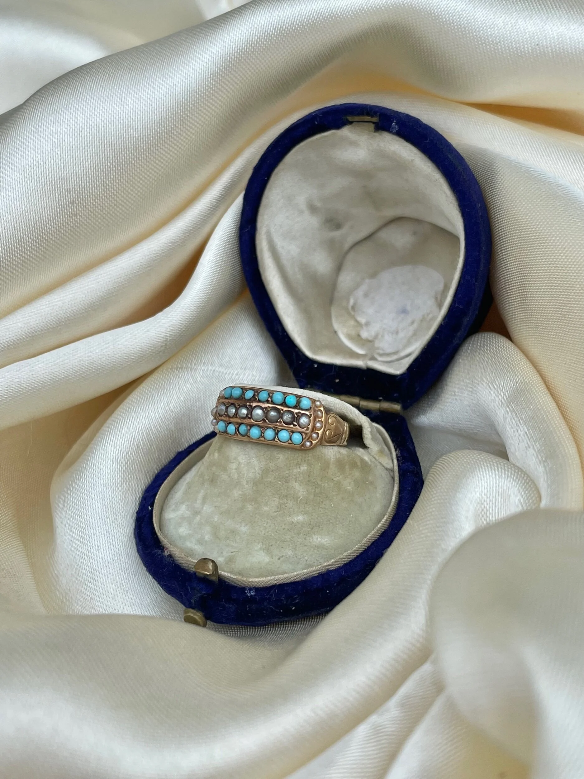 EC35D295-CF53-44CB-9578-0B9633F89376