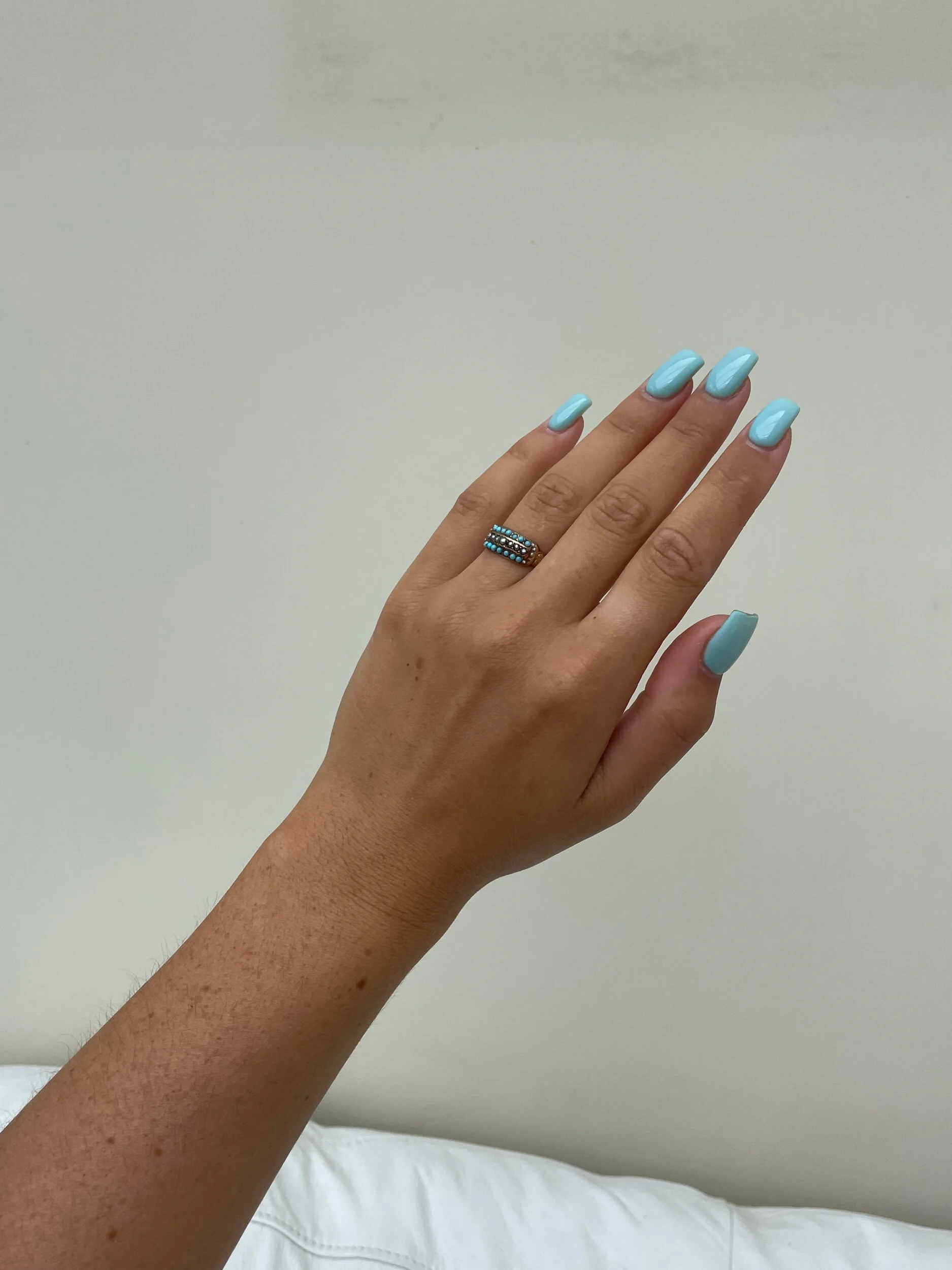 E787D482-E63F-438C-8DB7-9C48F82FB1F7