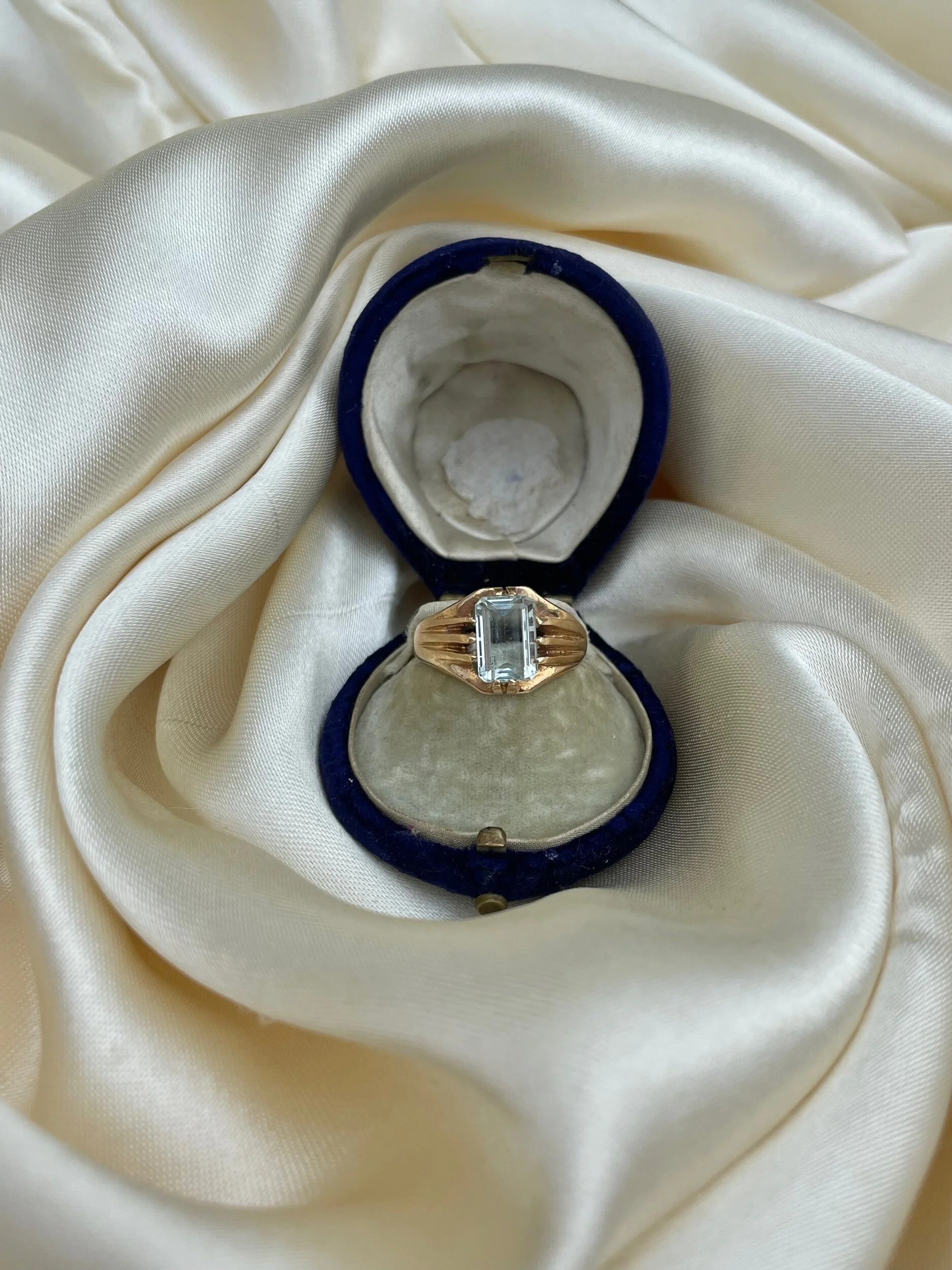 2A35B444-2CB3-4F37-94DB-88D2B379A98E