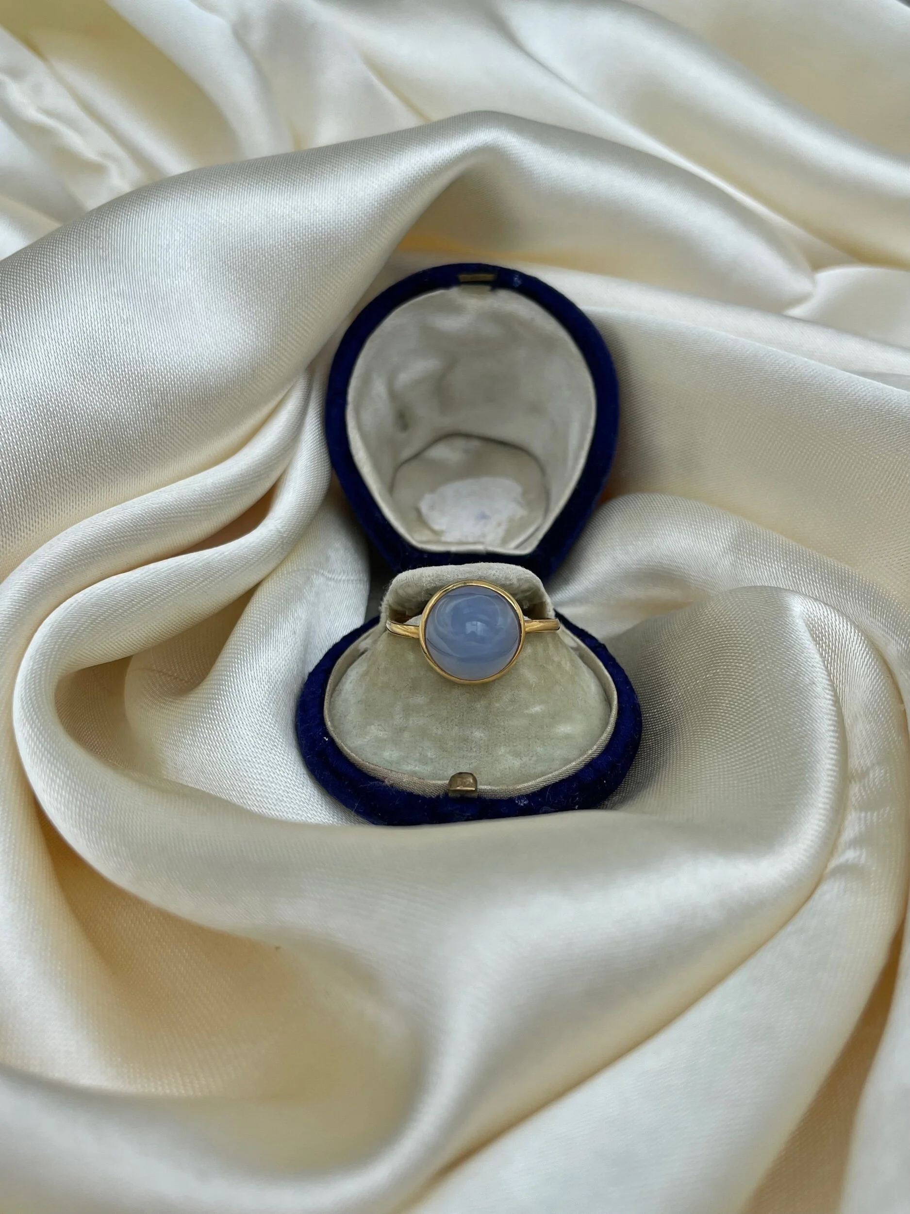 20BB490D-3061-4A00-BAA0-3EBD98D157CA