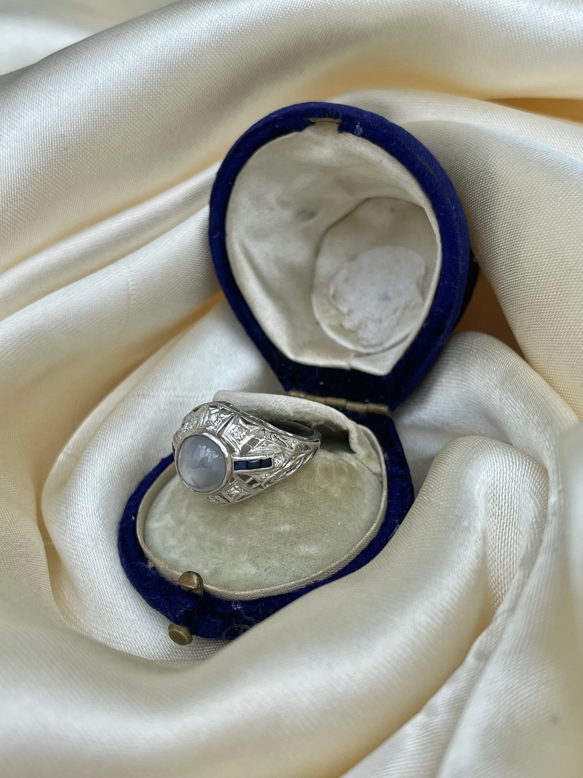 229E1F7C-D2E3-45C1-A784-D2D67F259C88