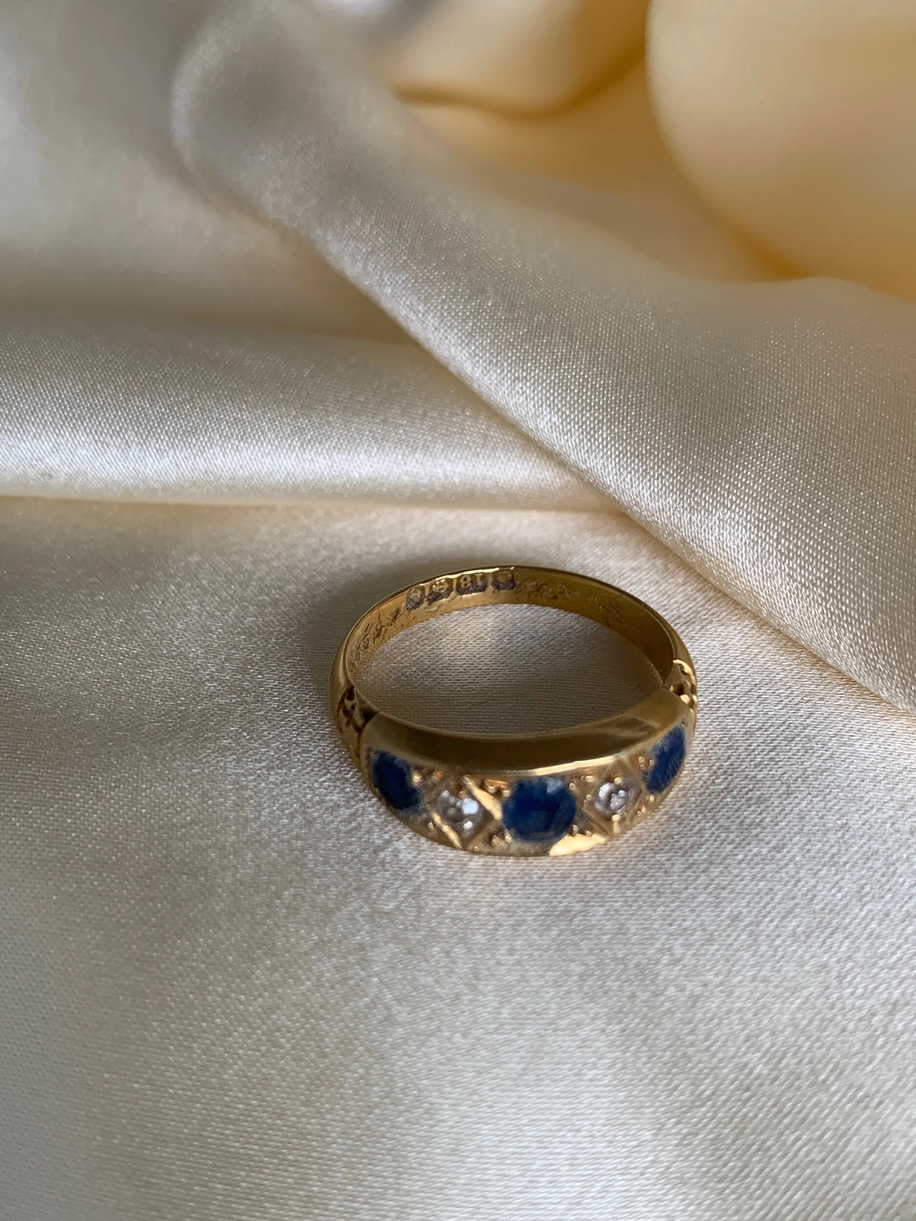 F0283352-DC47-423C-ACC9-0463C6ED6AA2