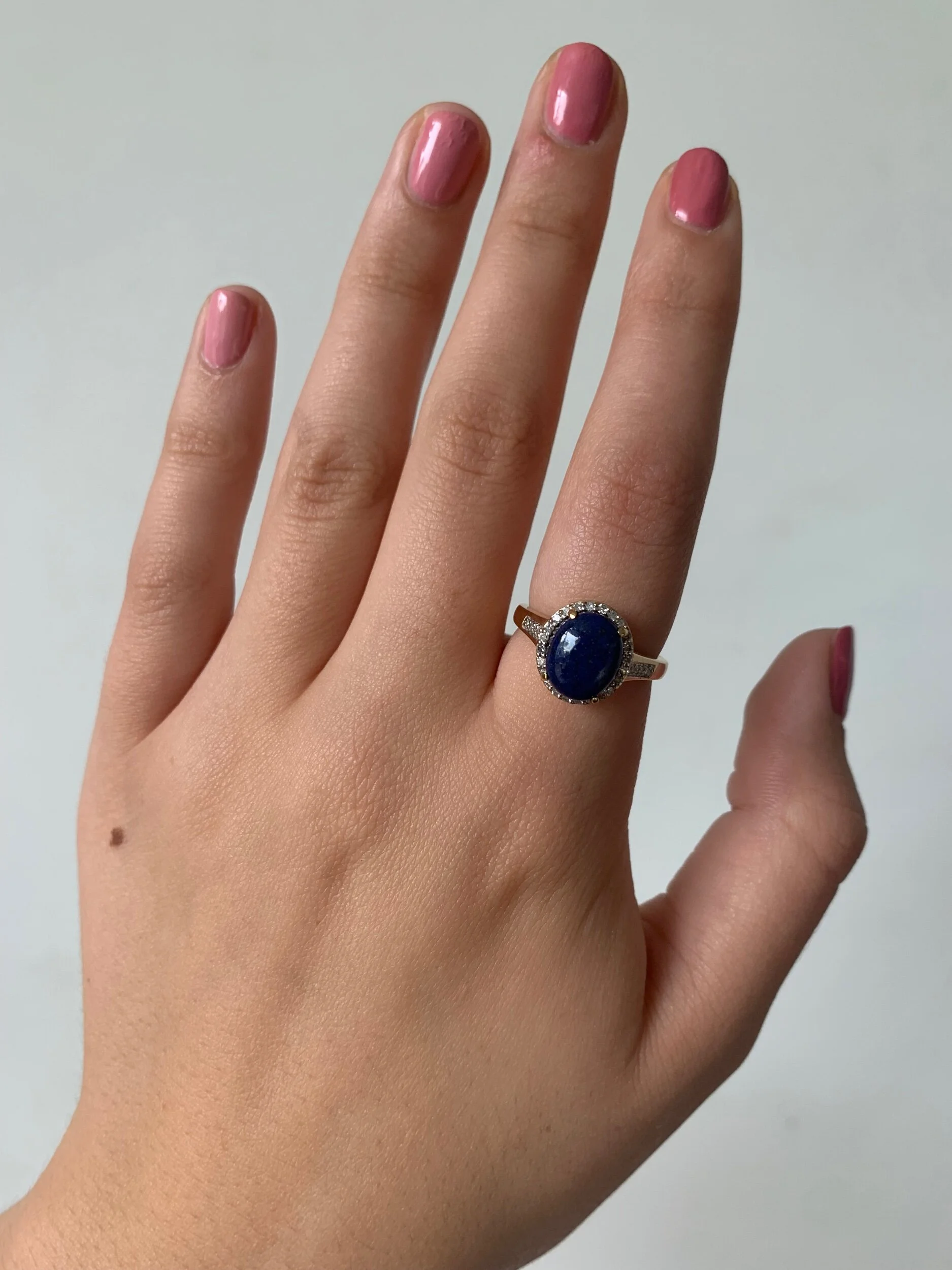 366722E1-A34F-4AD4-99DE-A272CB685222