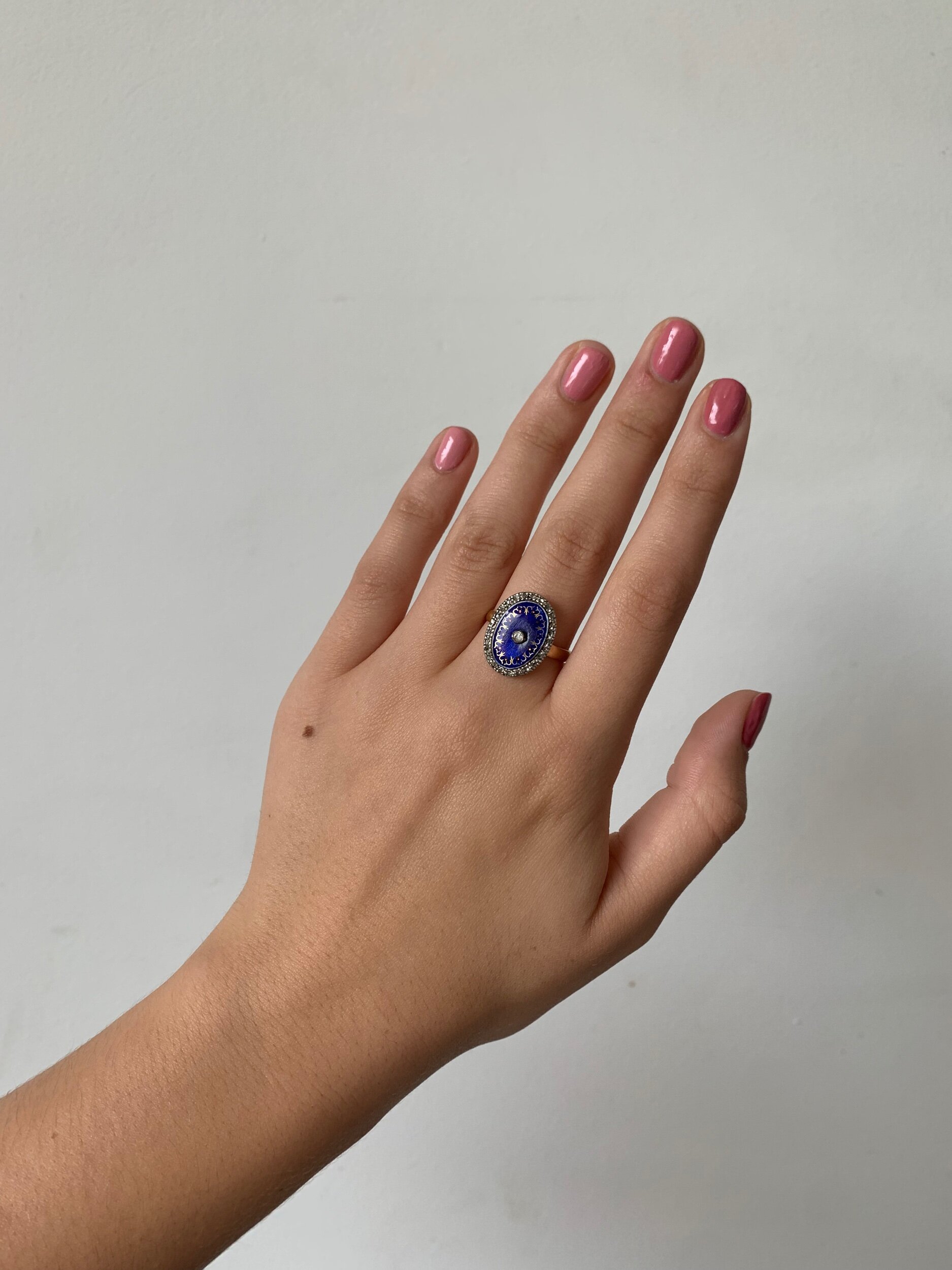 4D83F911-B409-4967-AFC2-5F4265CD837F