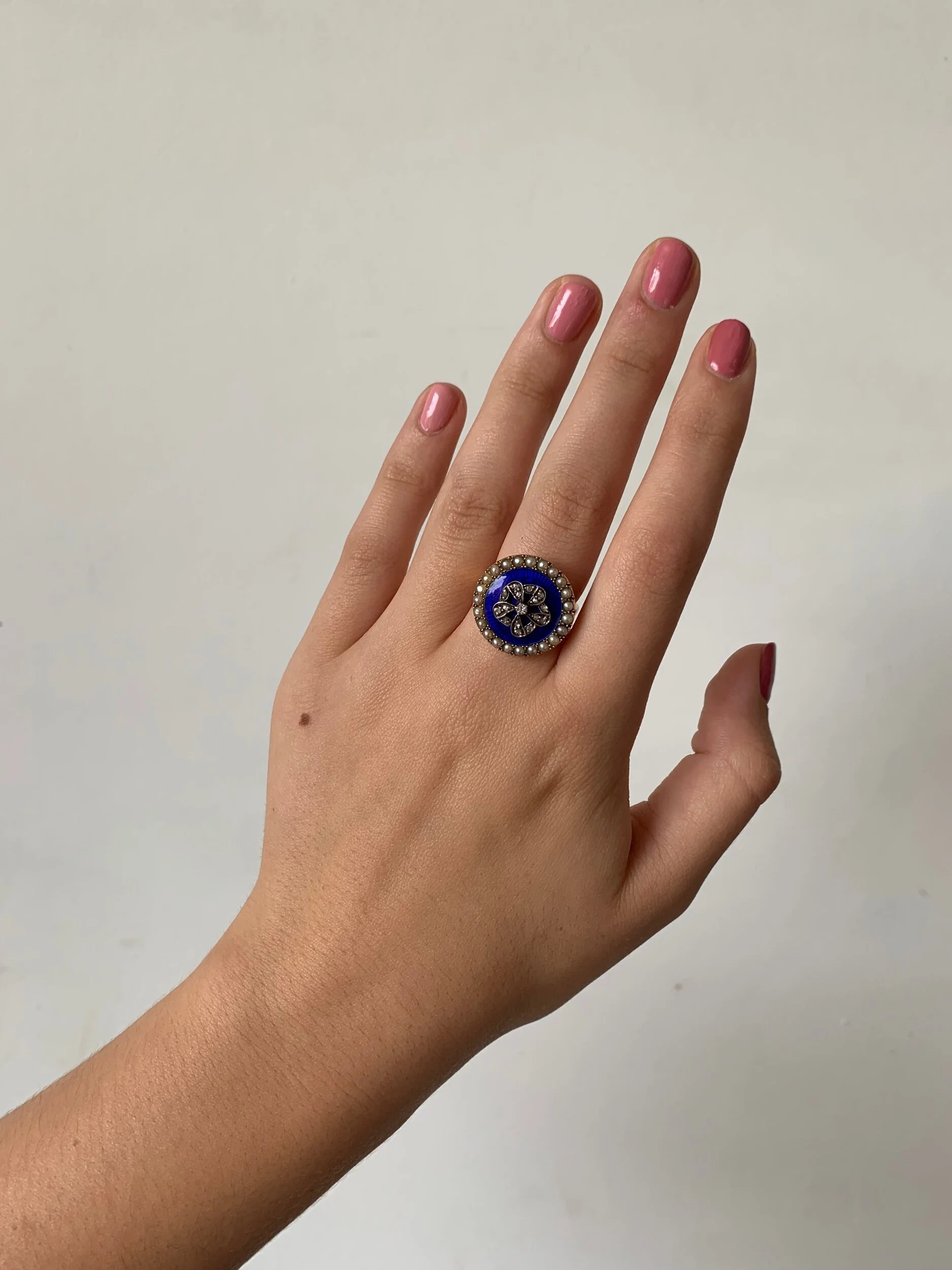 6E5C76C7-DC56-41F3-B5CD-BE811114BE0E