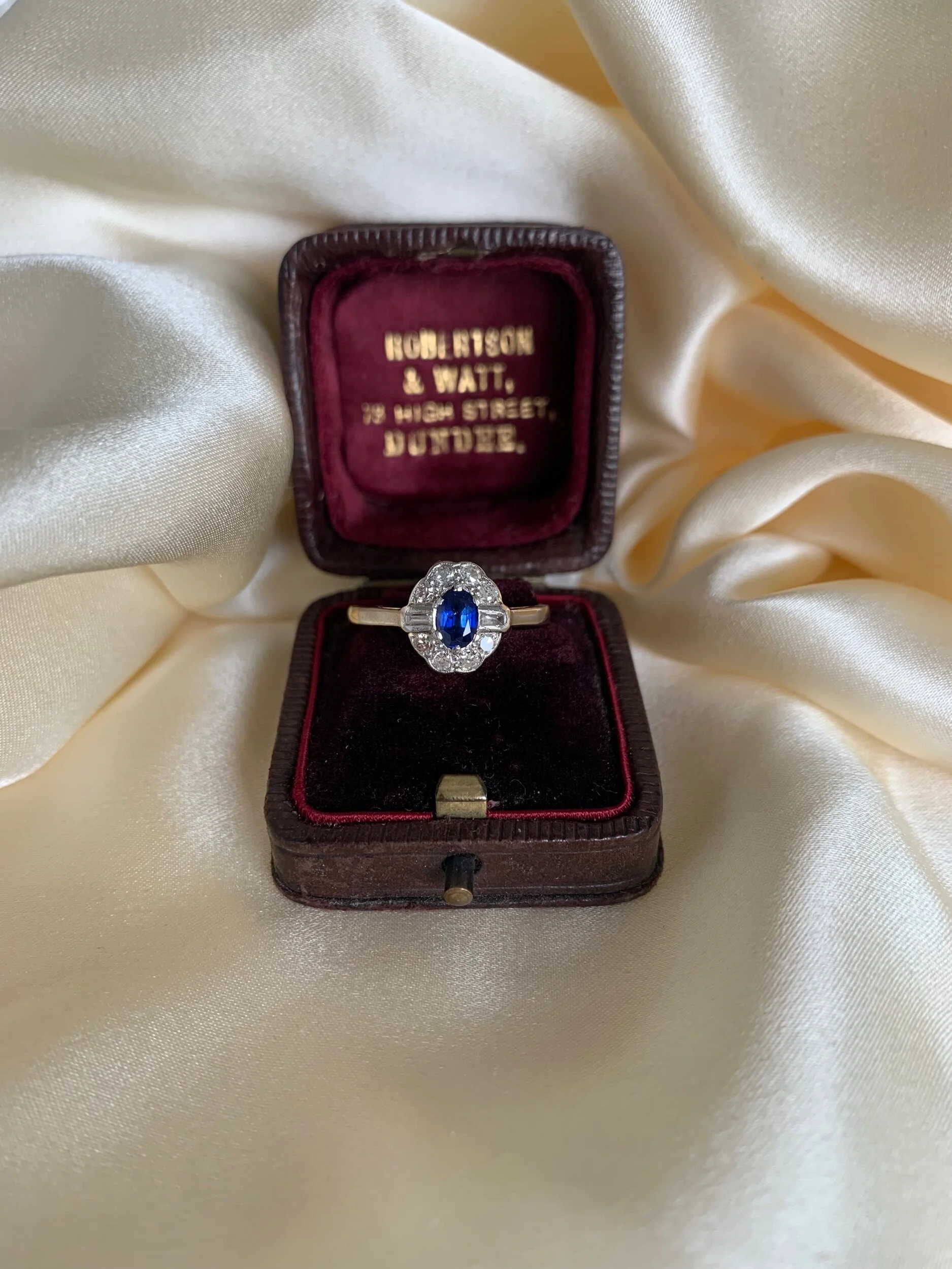 E6AD3124-65DA-4DFF-B3F0-579F0AF48CBD