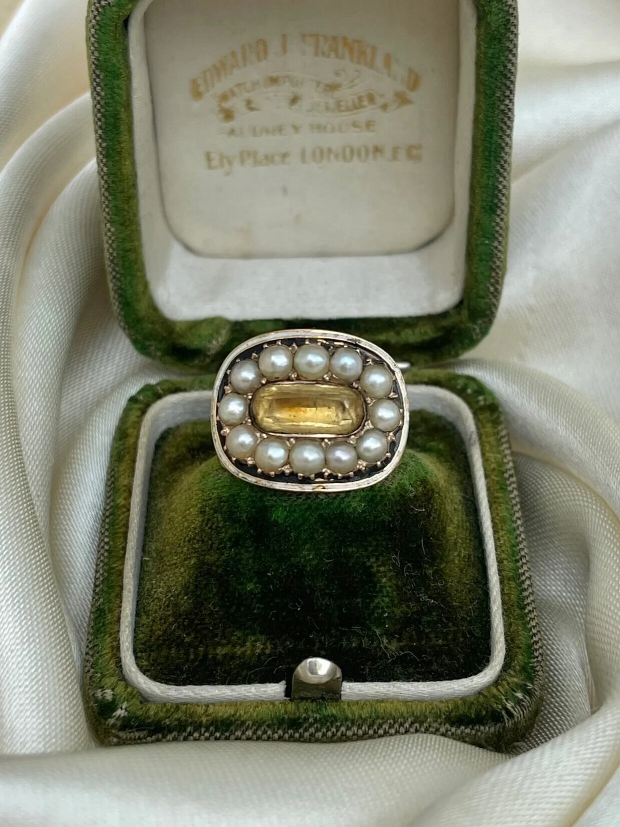 FF9472CA-4209-4B27-B57A-5CDEA423B066