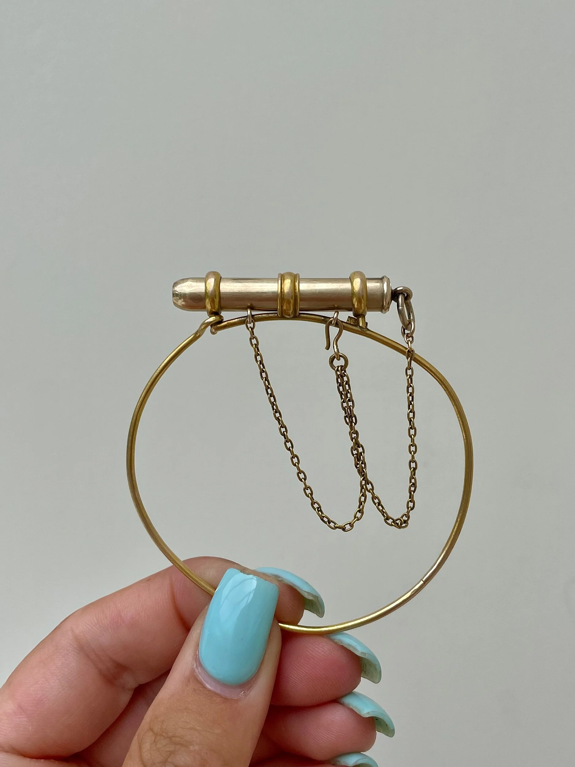 1328E544-A50A-4437-995B-55F2BA93AD6C