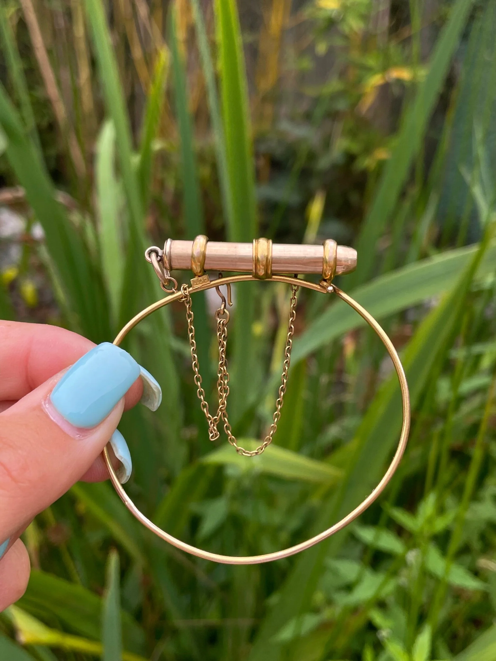 7F731EAB-61B8-4753-80A2-6D8AD19107CE