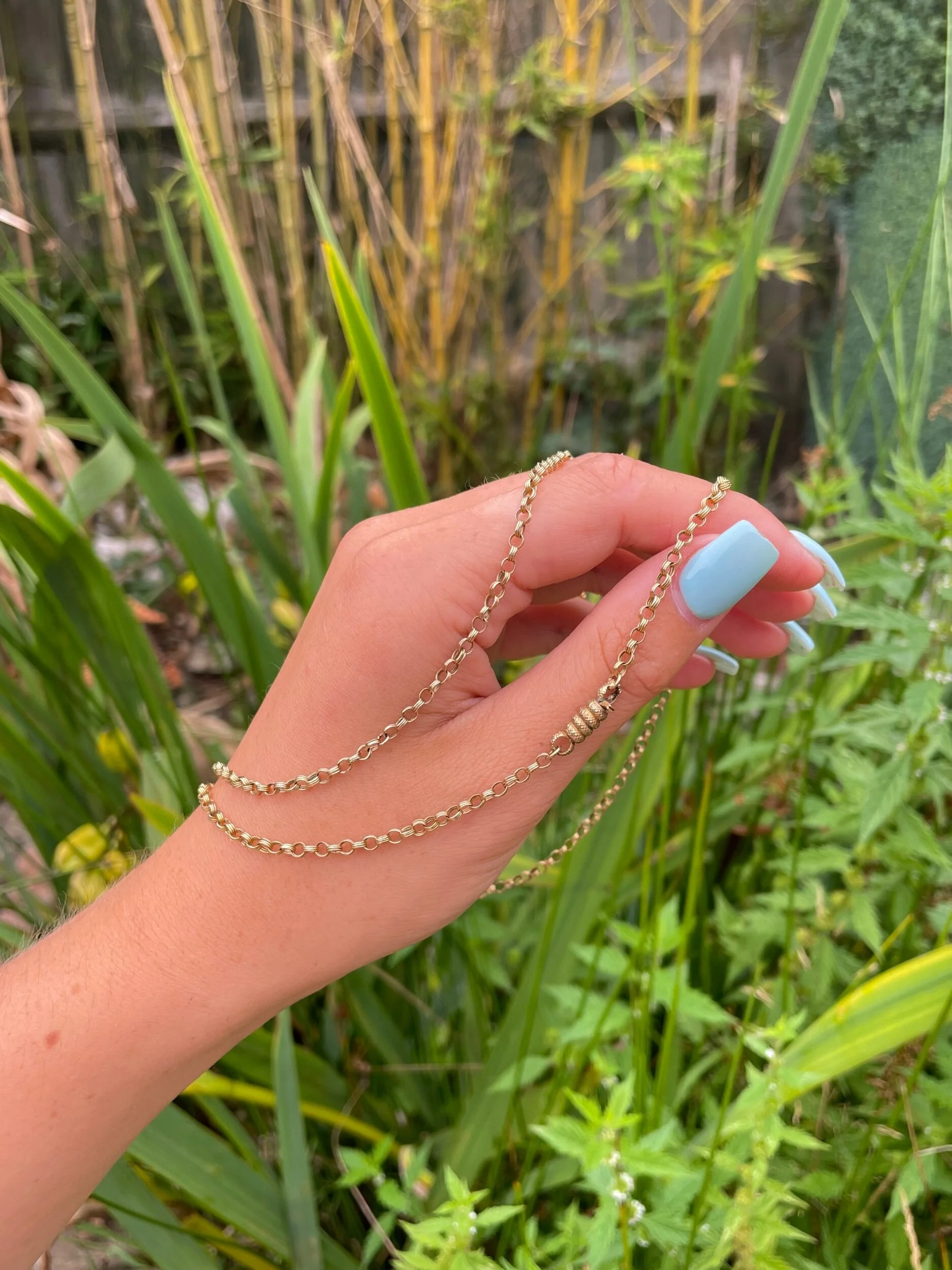 01BA2828-5785-4C01-BB04-78A8FAFC7A1B