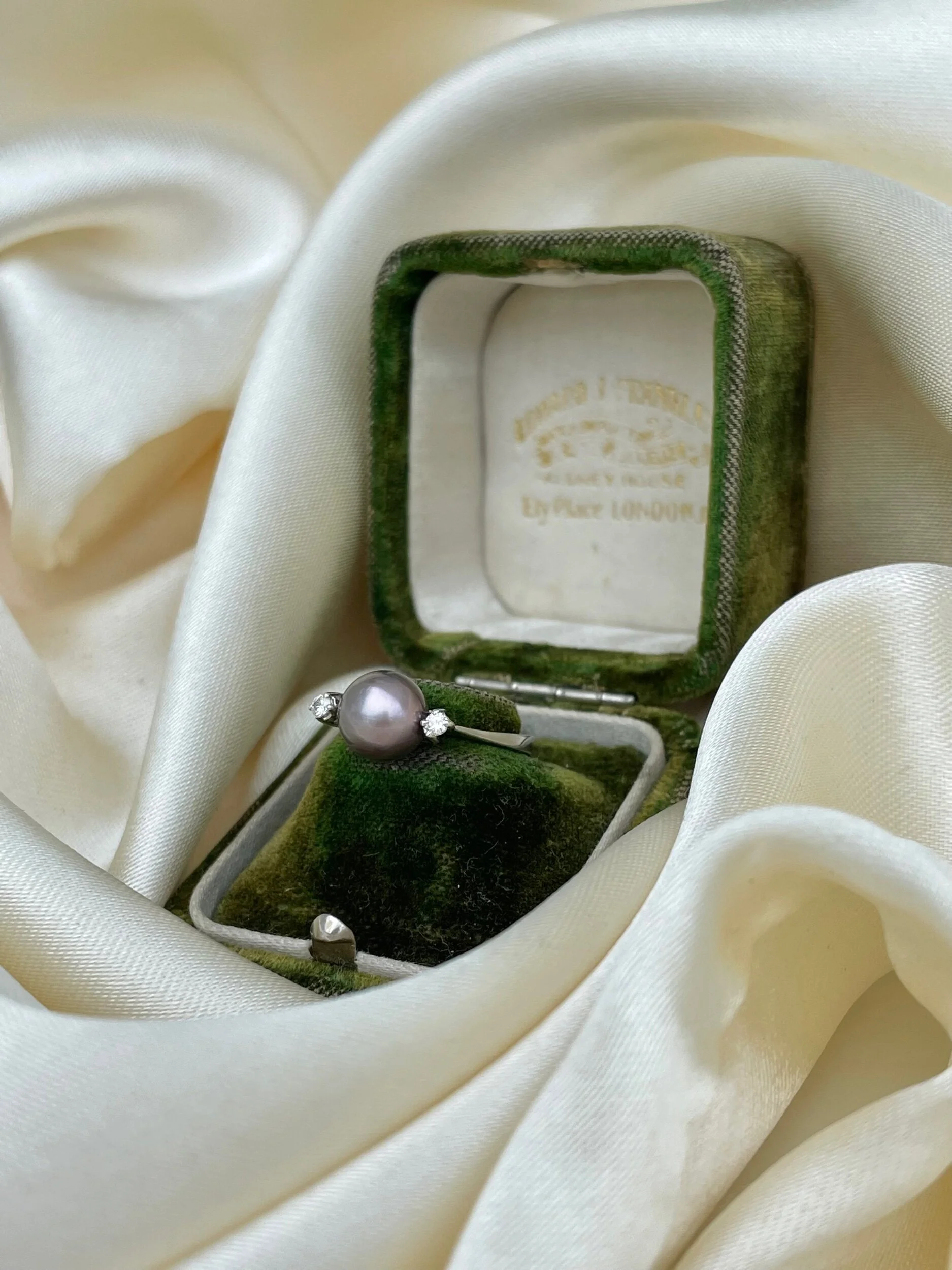 F90551D4-3D98-4394-89B3-A81624E39048