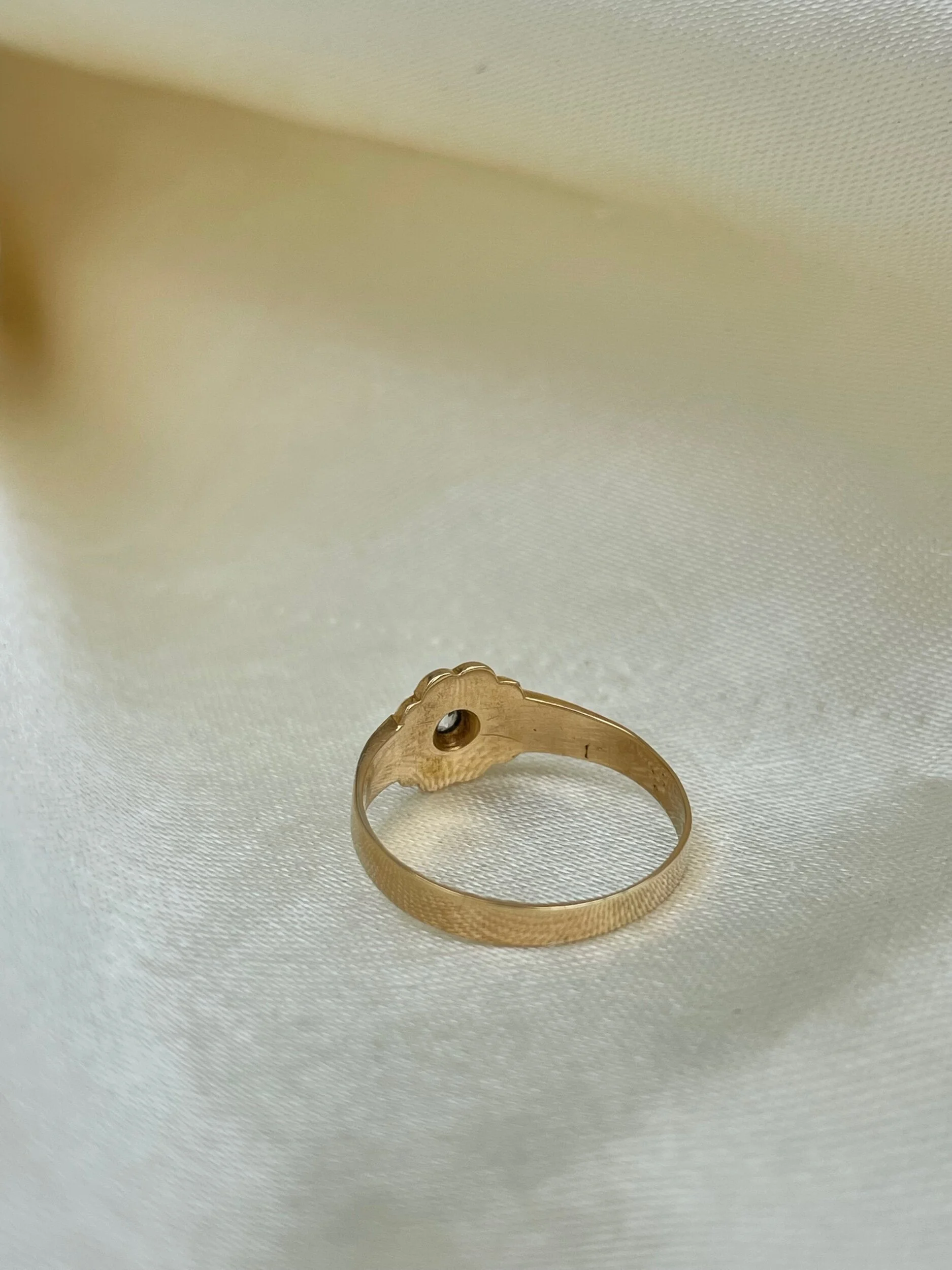 F4B76589-C8A4-40D1-BE50-6FC97C4918DA