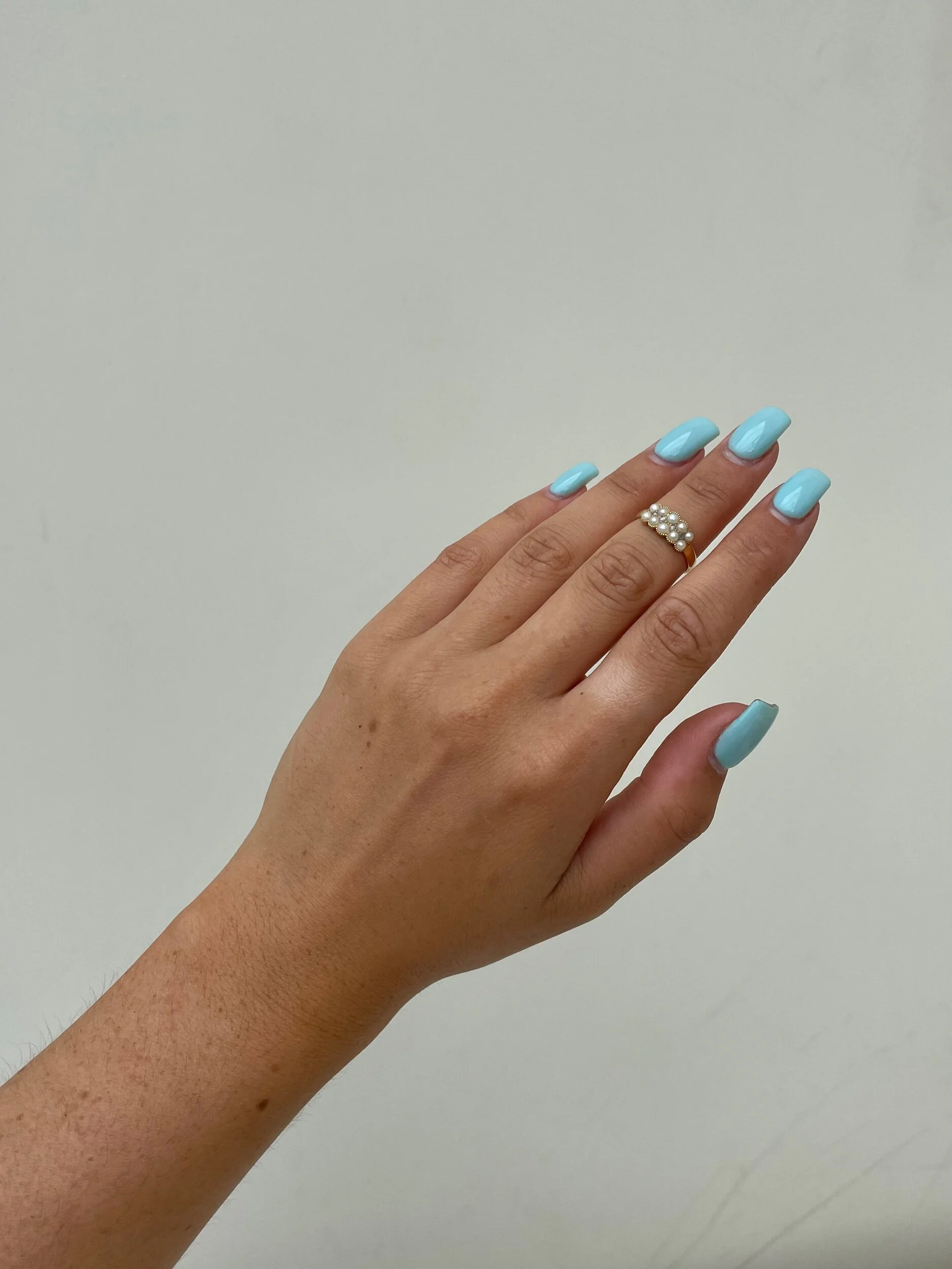 7F33FCF6-A59F-4FB0-B34C-AE251643B876